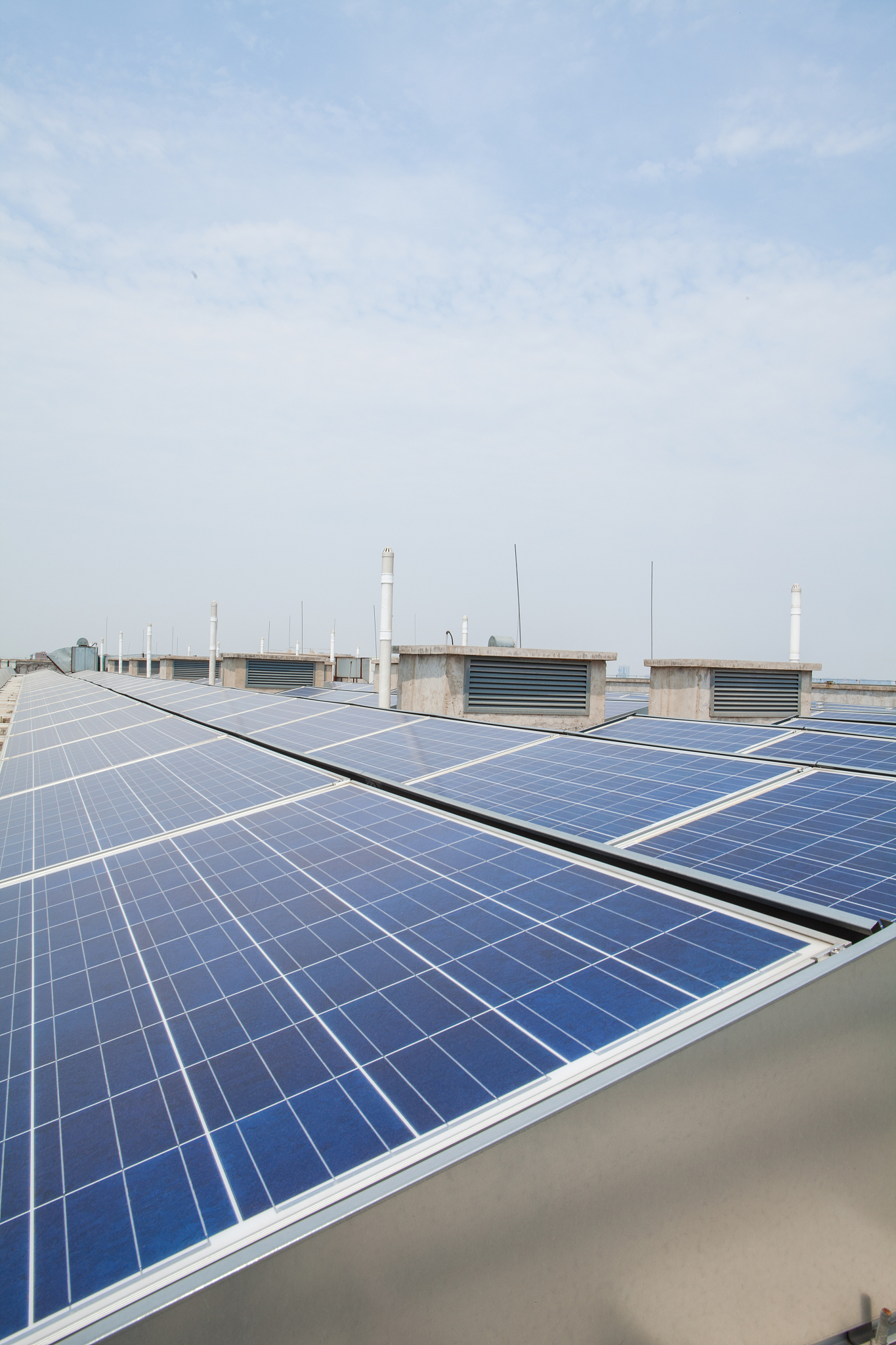 30MW 并网光伏电站设计指南：组件数量、参数及关键要素