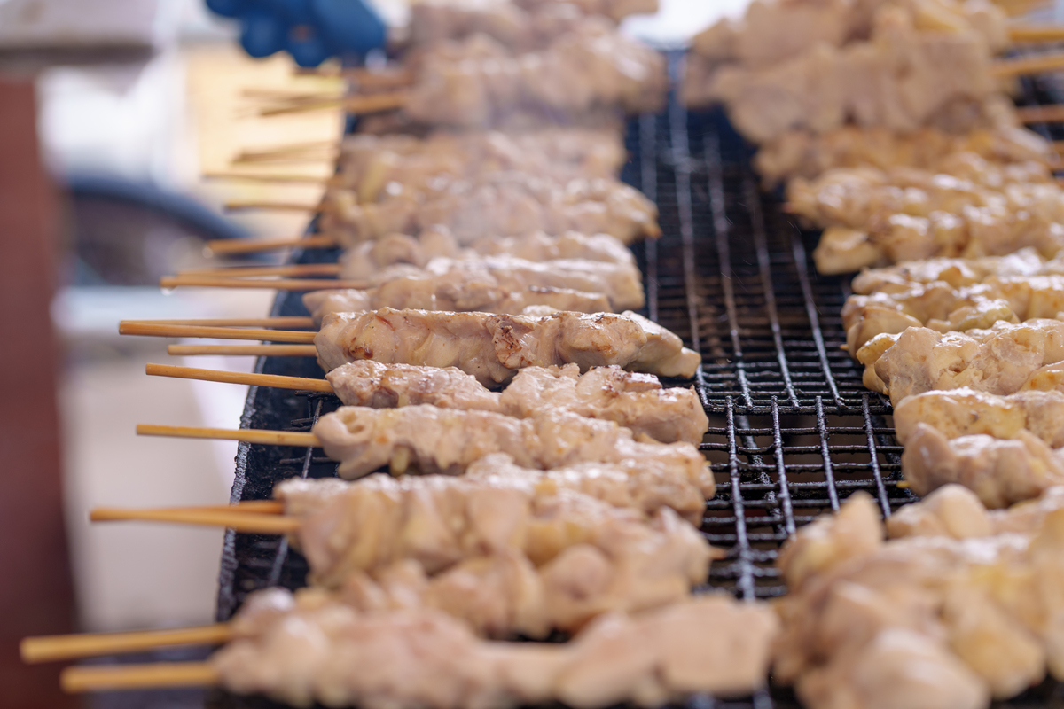 淄博烧烤：山东省特色美食，香醇浓郁，不容错过