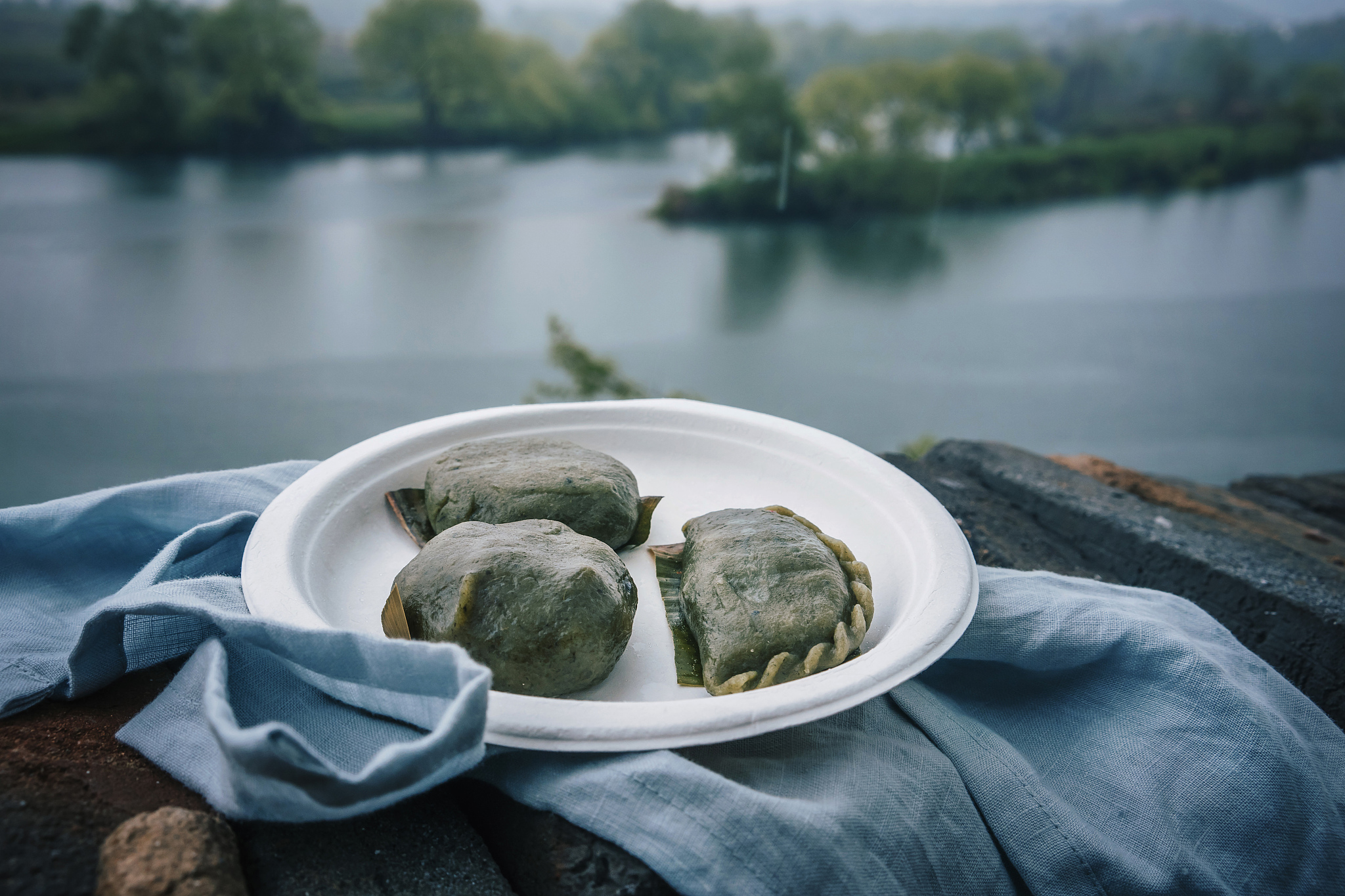 旅游资源的特征：景点、文化、休闲、住宿、美食等