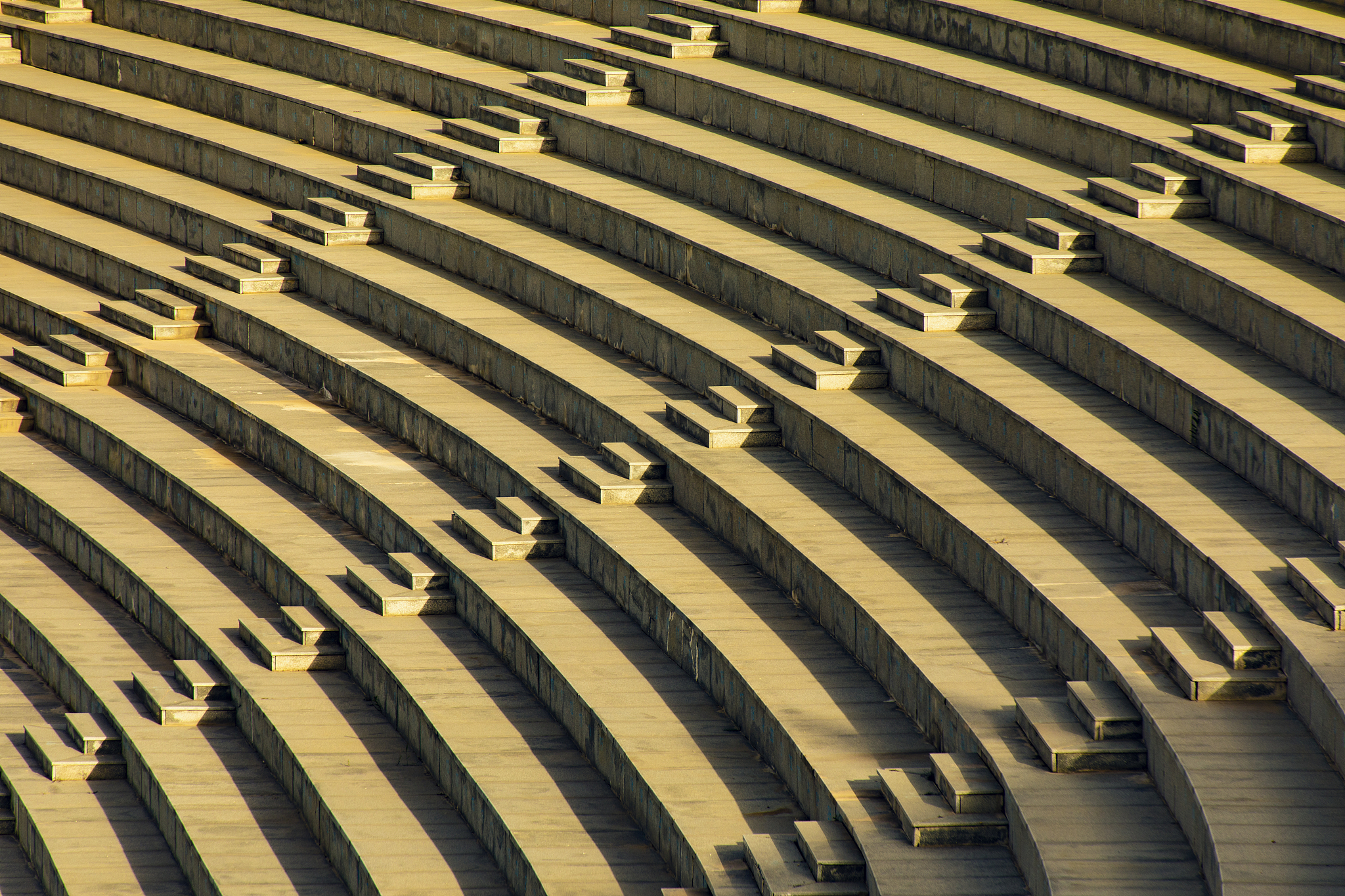 稳定扩散：定义、关键词和应用示例