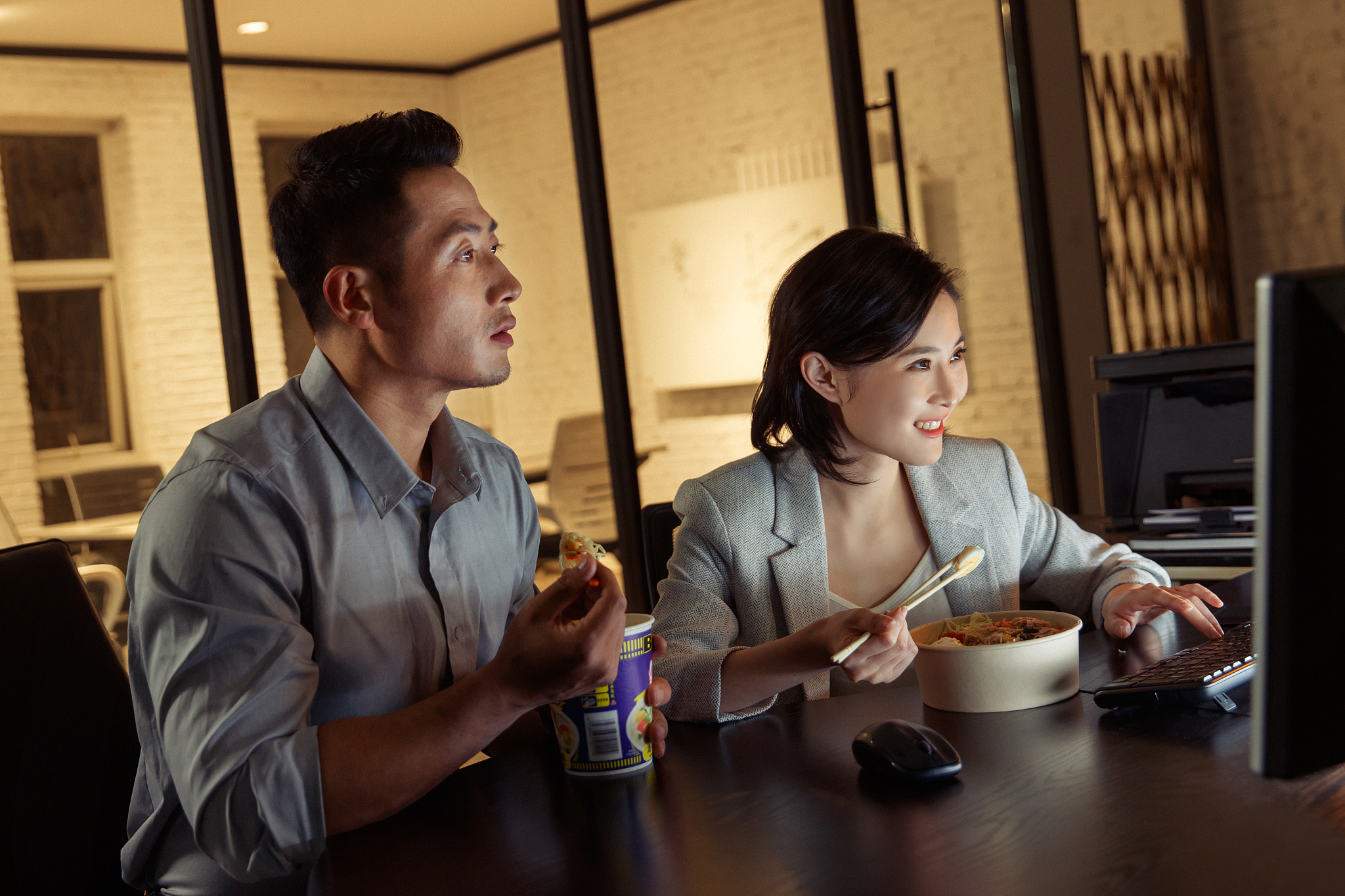 上班时间超过2小时？5个解决方案帮您解决
