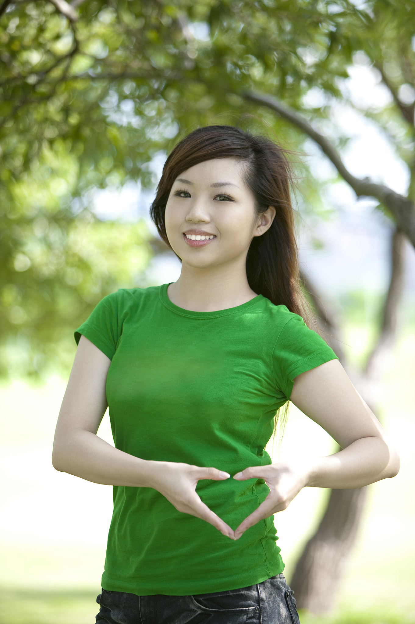 青年女人,青年人,亚洲人种,<strong>中</strong>国人,一个人,长发,直发,侧面,心型,肖像