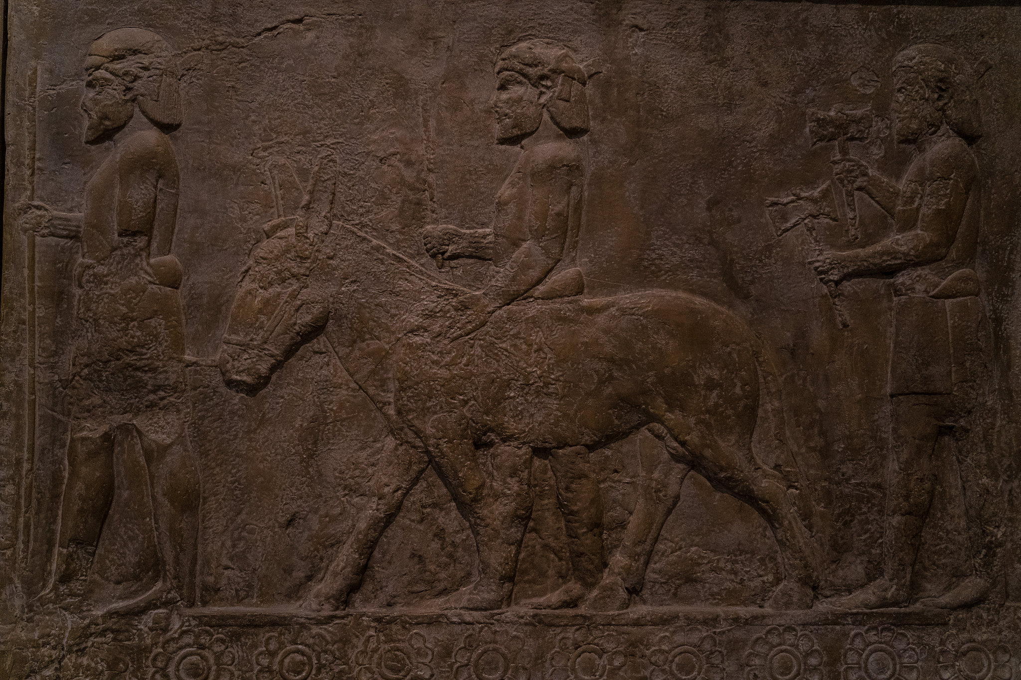 短剧《逃出大英博物馆》解析：出圈爆火原因及社会价值