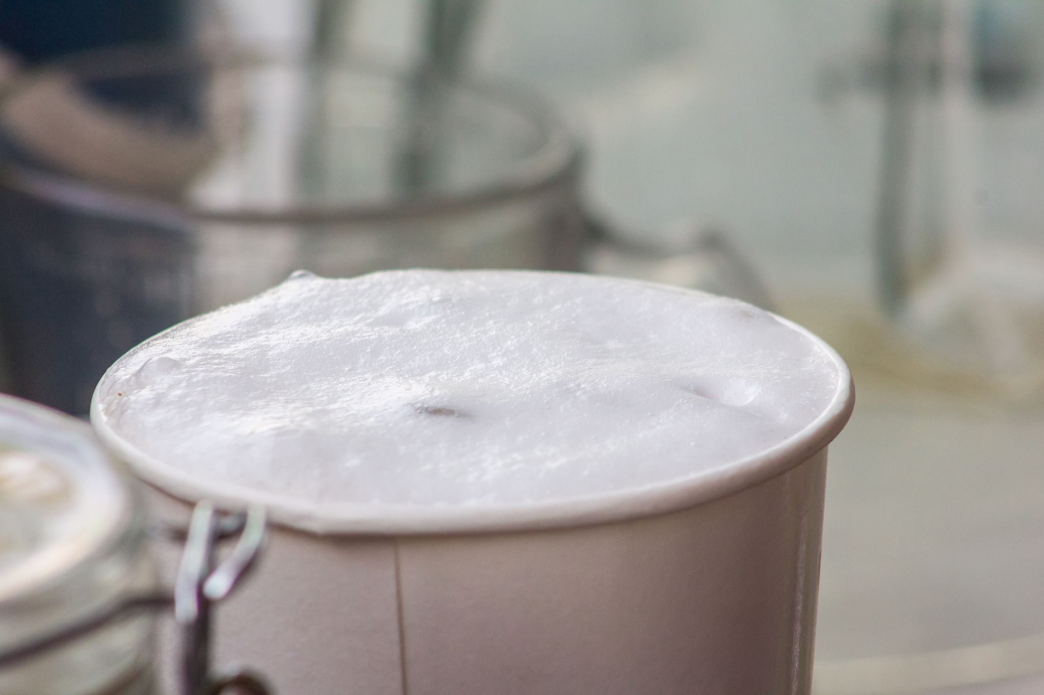 添加微晶纤维素的面包的FTIR图如何描述