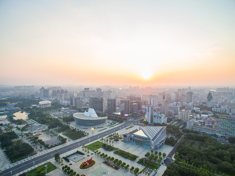 中国广东省东莞市航拍图