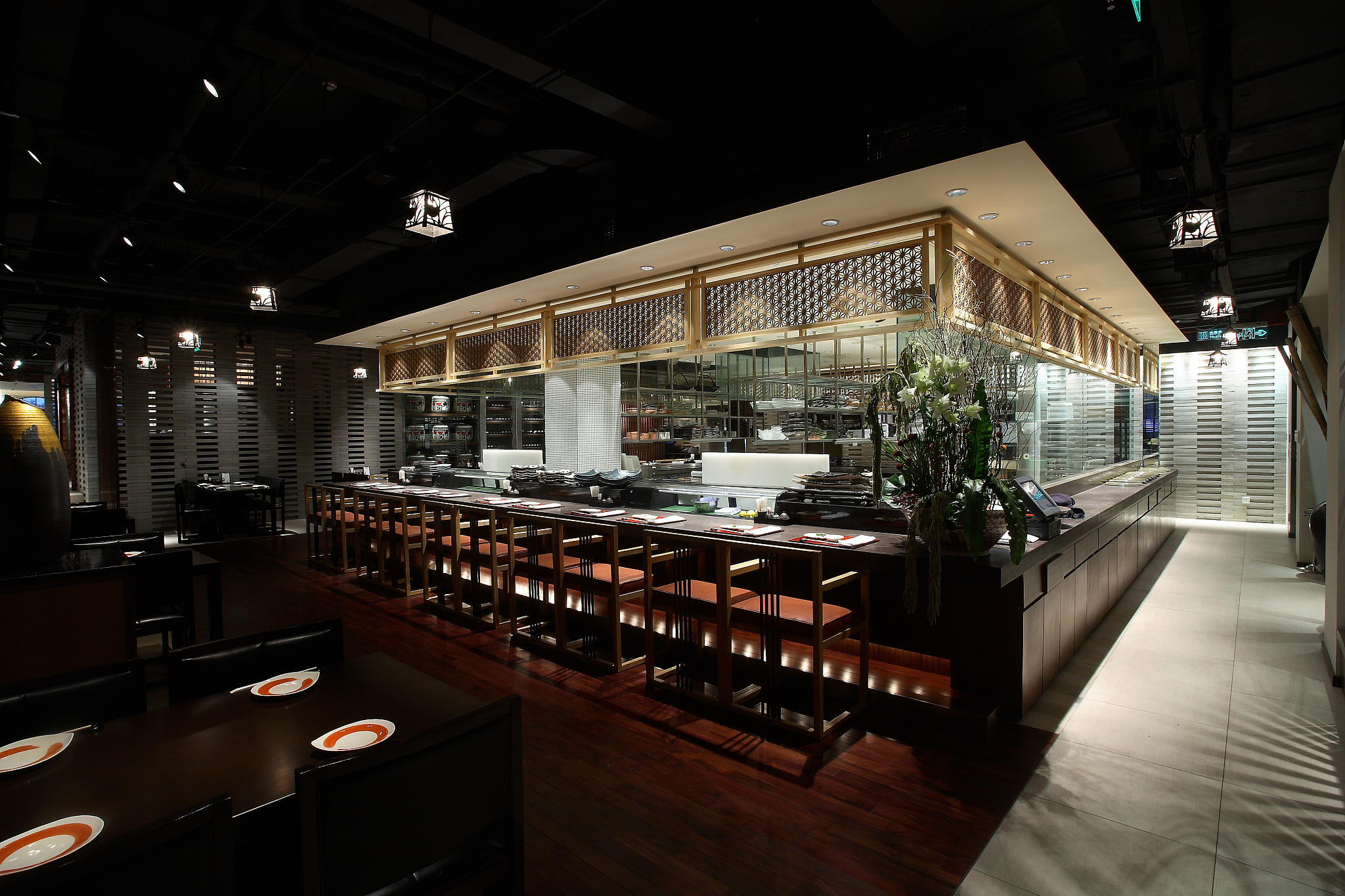 开火锅店全攻略：从市场调研到经营管理