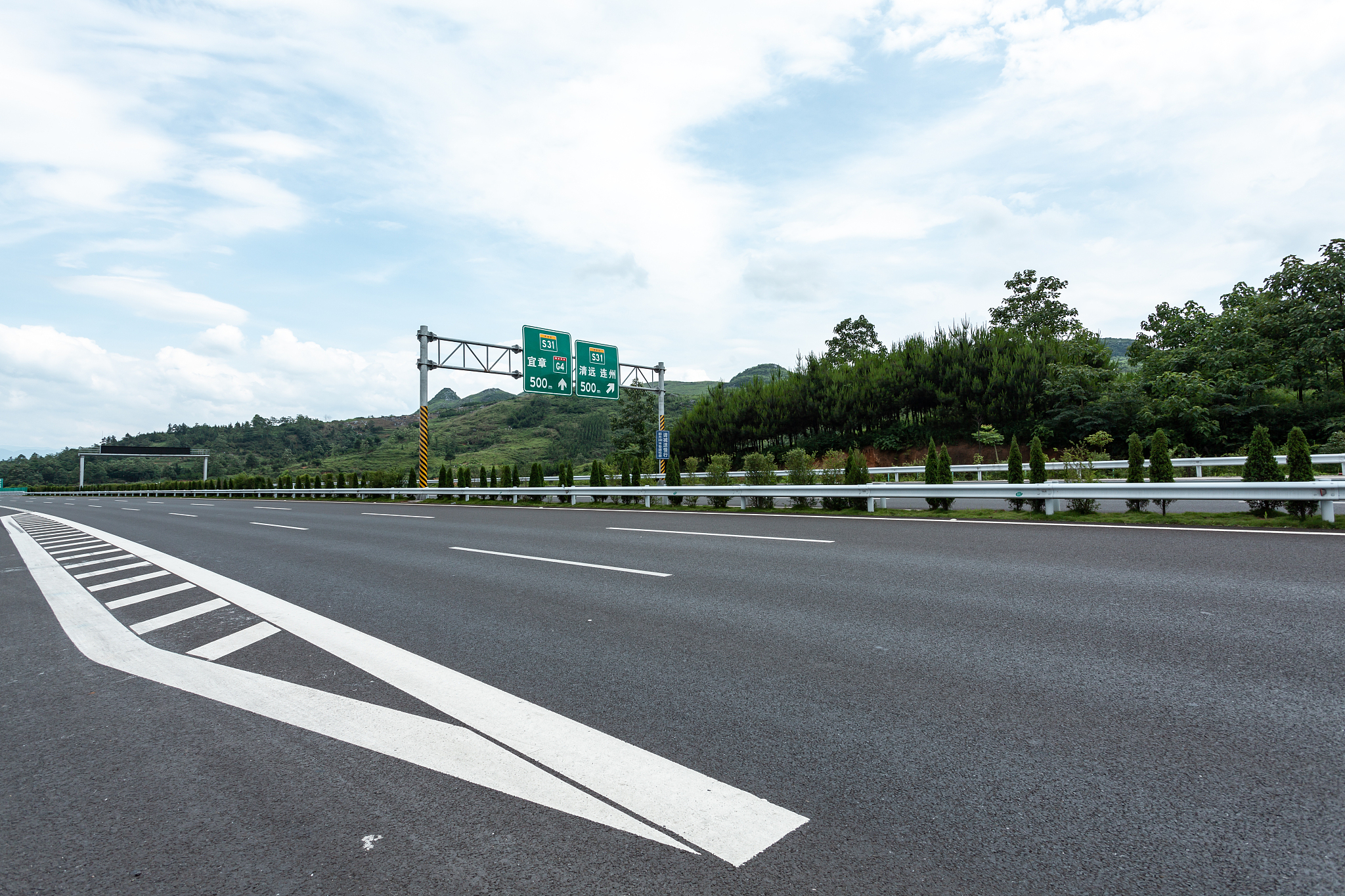西安汽车科技职业学院的高等级公路维护与管理专业就业方向好吗