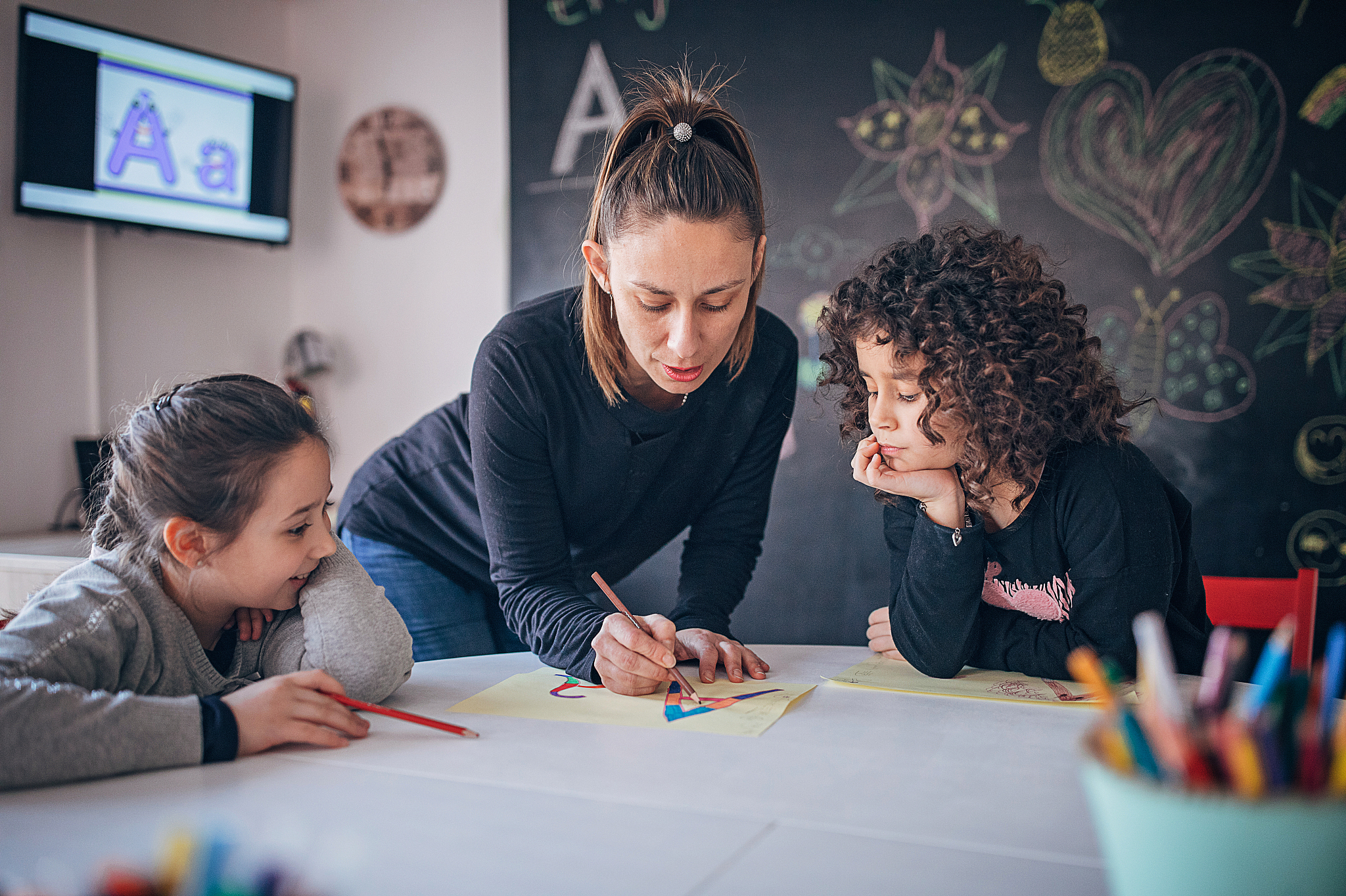 帮我写一份私立小学宣传片拍摄方案。