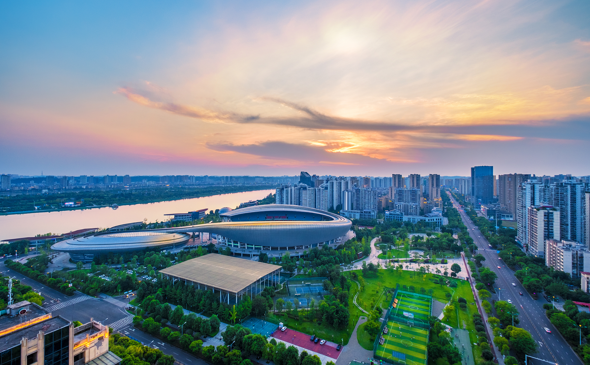 嘉兴撤地建市40周年：成就回顾与发展实例