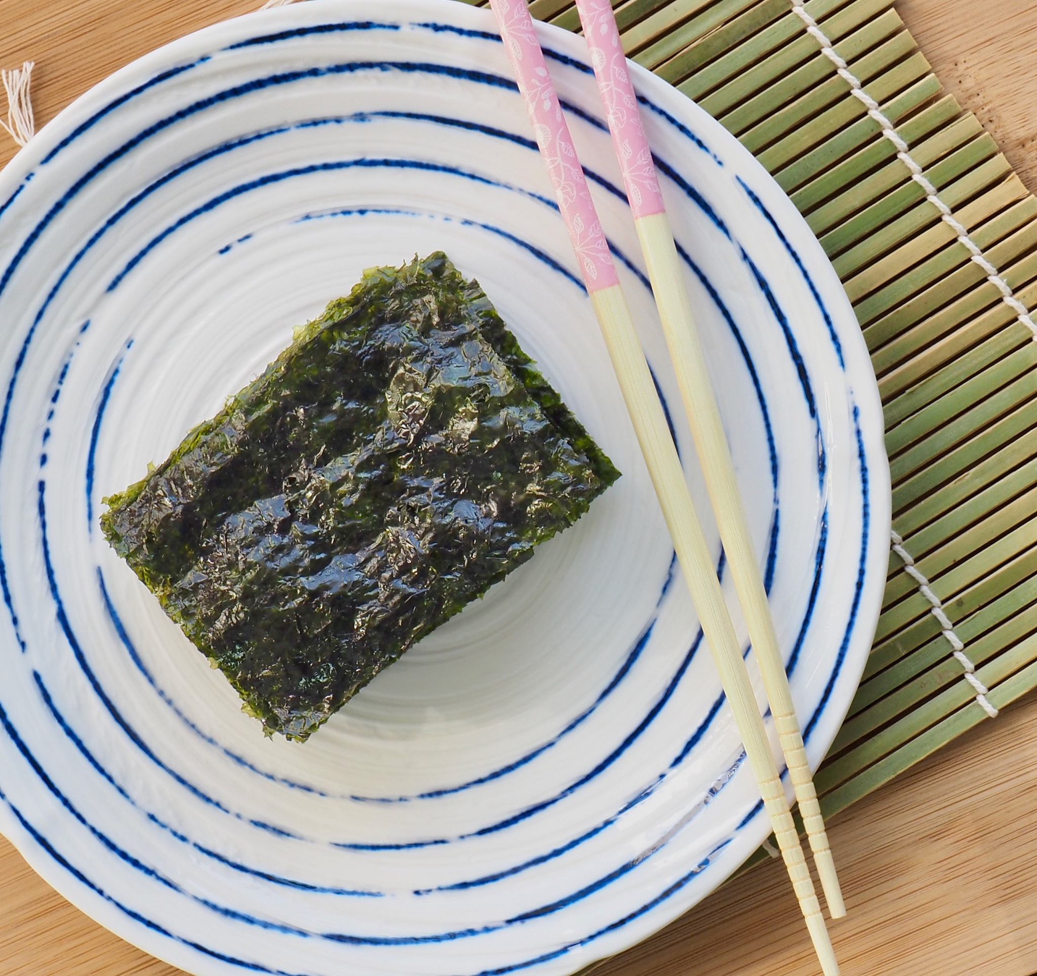 korean food laver, seasoned laver