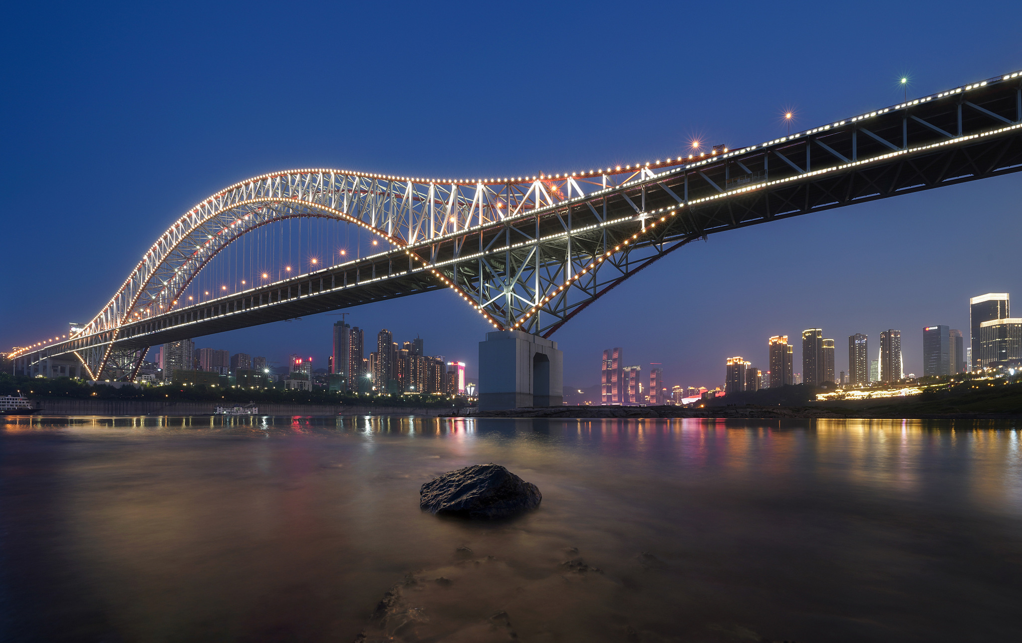 重庆电子工程职业学院影视广告专业就业方向：创意与实践的无限可能