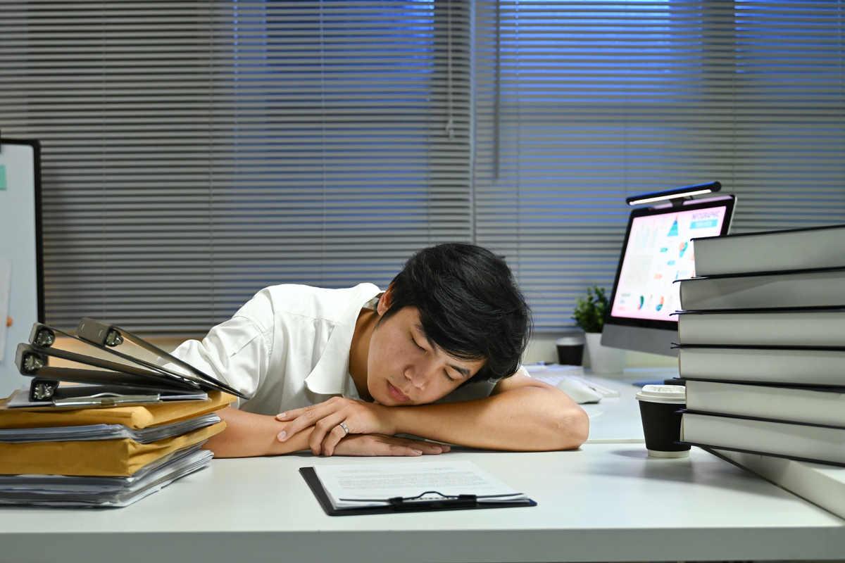 工作很累很想放假怎么办