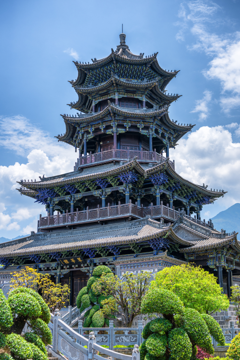 汉阴县龙岗阁：历史文化瑰宝，见证千年变迁