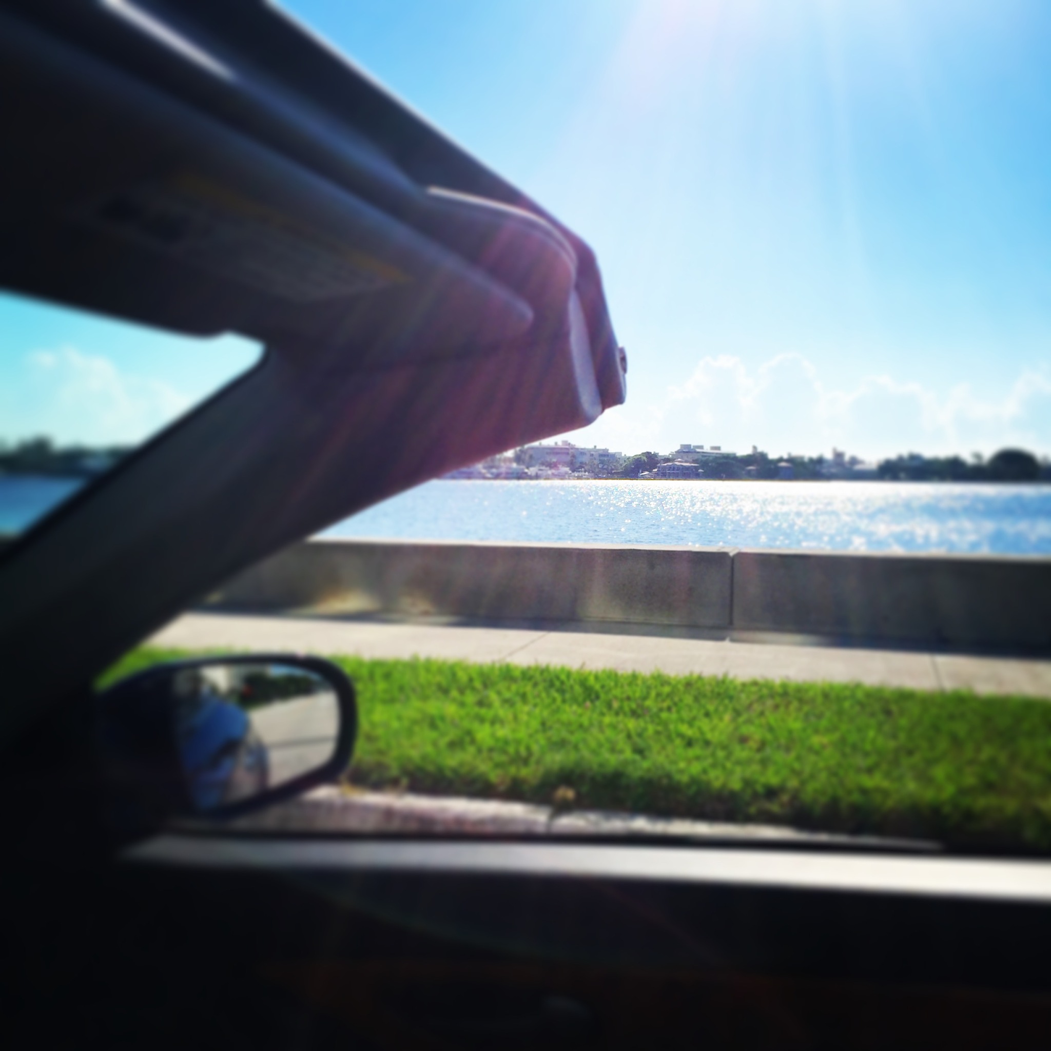 中国交通工具变革：私家车、公共交通、共享出行和新能源汽车