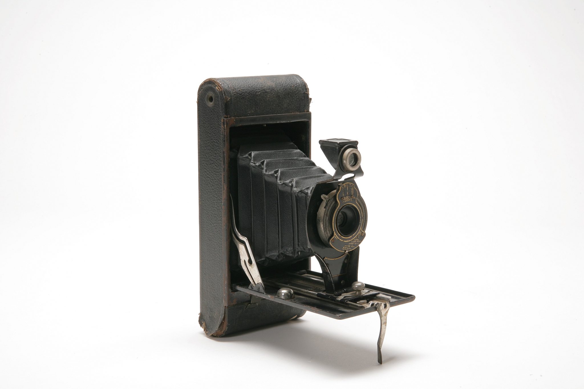 vintage handheld medium format film camera with black leather be
