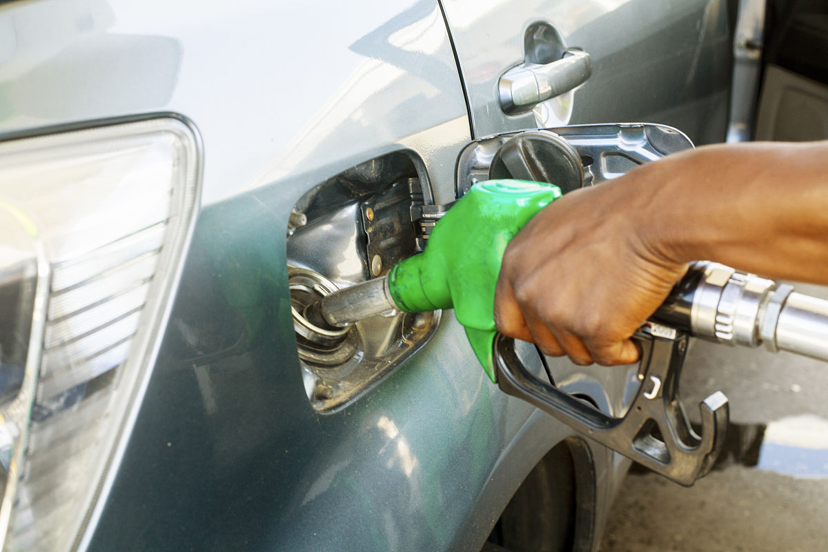 100号油普通轿车可以加嘛