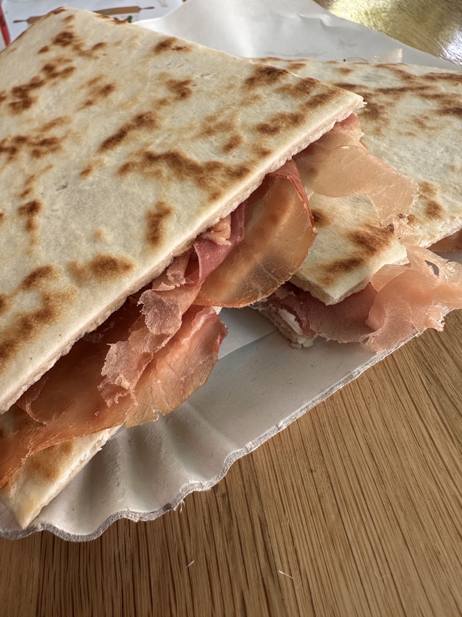 烧饼里脊肉腌制秘诀：300字解锁美味烧饼