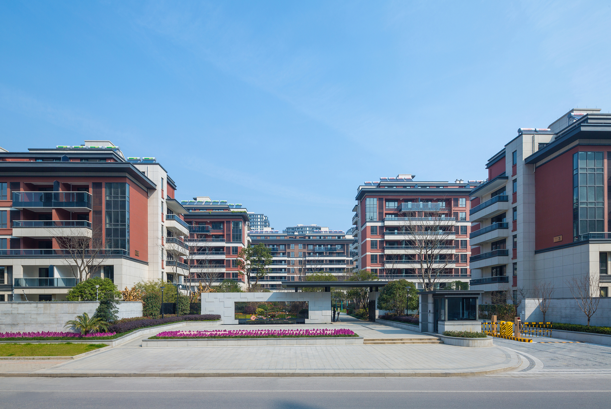 瑞安塘下职业中等专业学校是公办还是民办