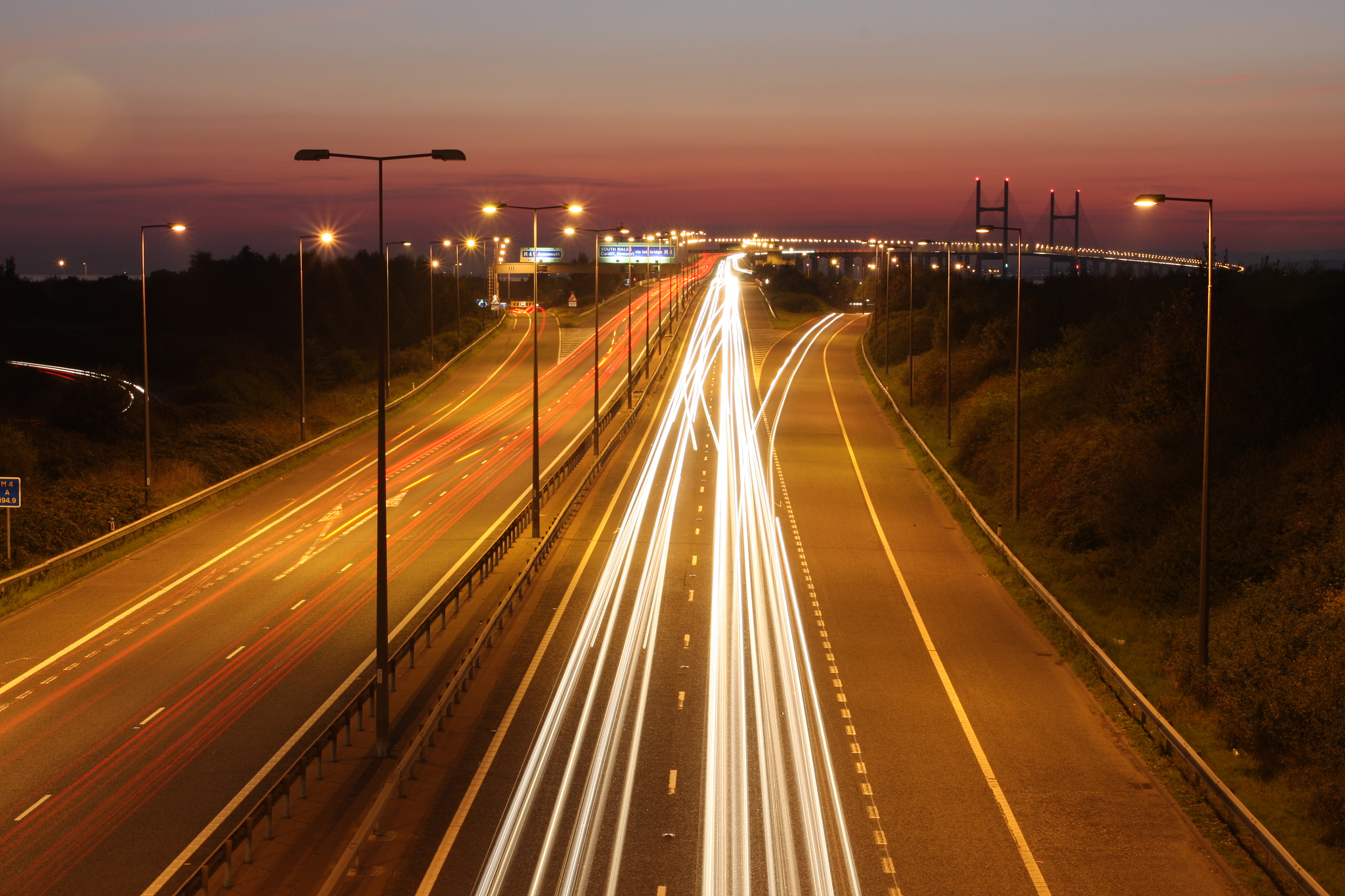 昌吉州交通行业发展数据分析：公路、桥梁、汽车保有量等变化趋势