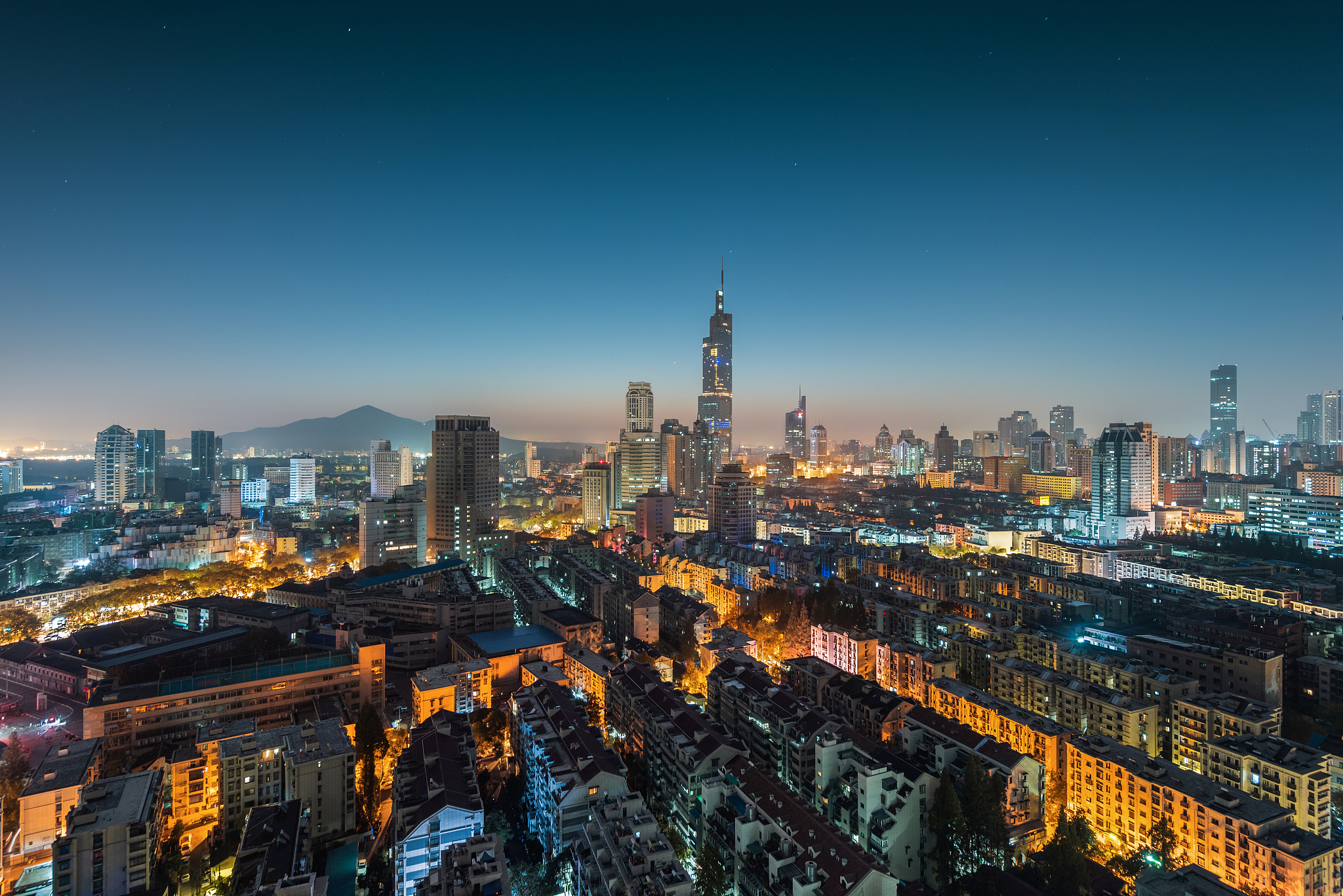 南京城市天际线与紫峰大厦