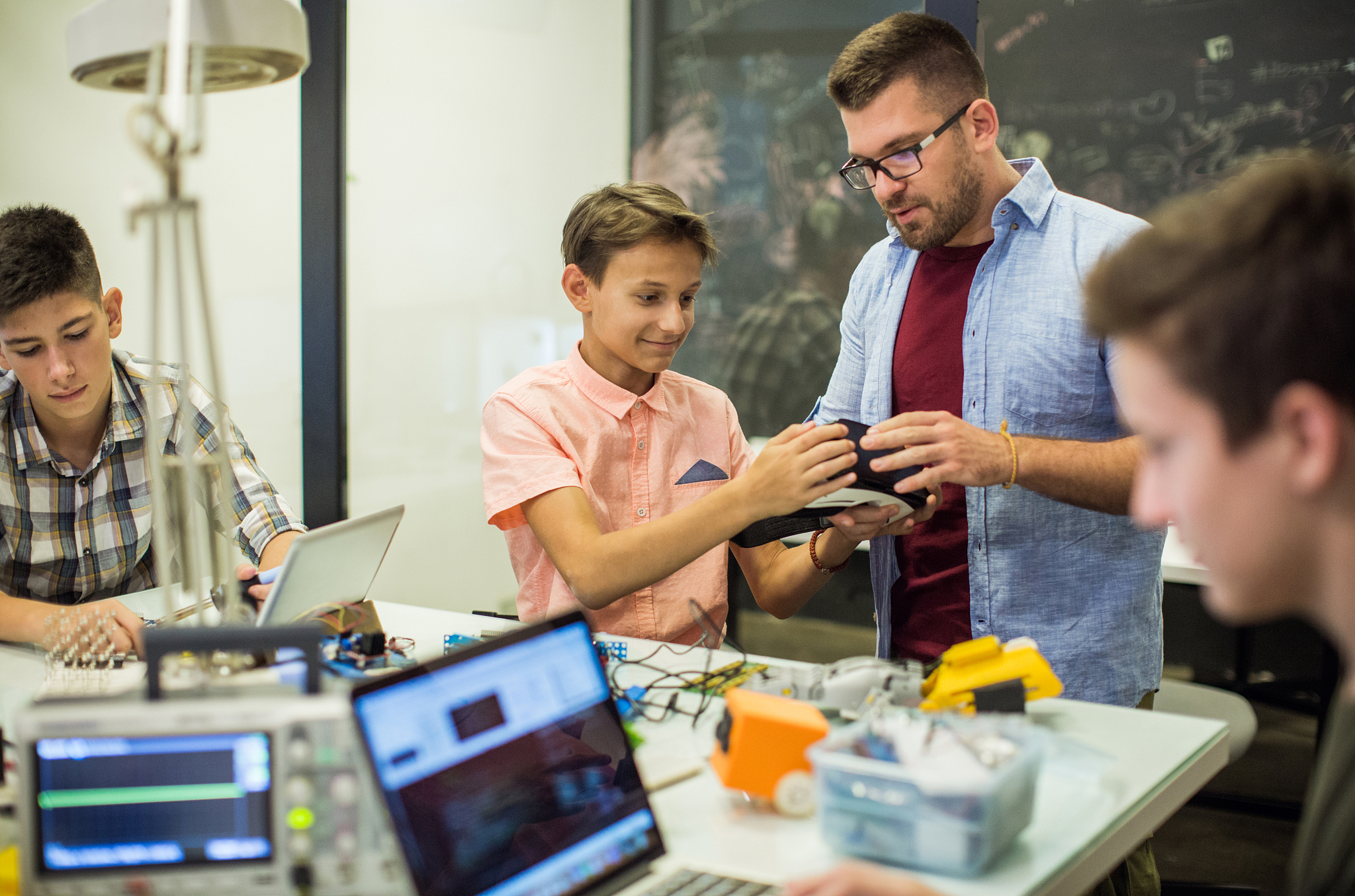 A proper title for this passage might be _____ Fear of Hard Work Steers Students Away from Science & Tech Possible Causes of Scarce STEM Jobs on the Labor Market Who Are Best Suited to Major in Sci