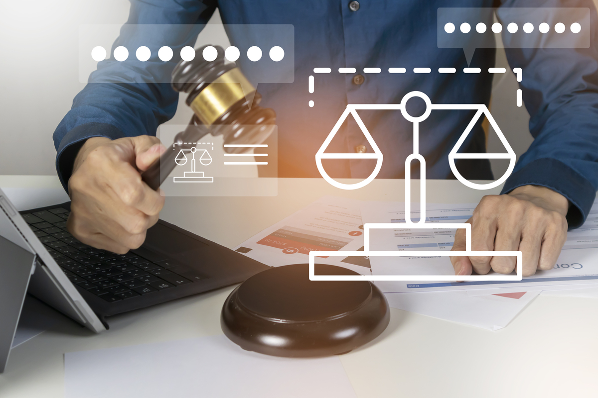 我叫石作率目前就职于中国电信云南公司业余喜欢钻研各种IT技术知识比如说软件开发、云计算等实践应用近期我受中伦文德律所党支部书记邀请将于本周去该律所就科技变化对法律工作的提质增效做一次分享交流但是我现在没有准备PPT请你根据当下法律职业热门的20个工具帮我就本次的分享脚本做一次整理并对这些工具的使用做一个详细的介绍同时生成一个PPT。