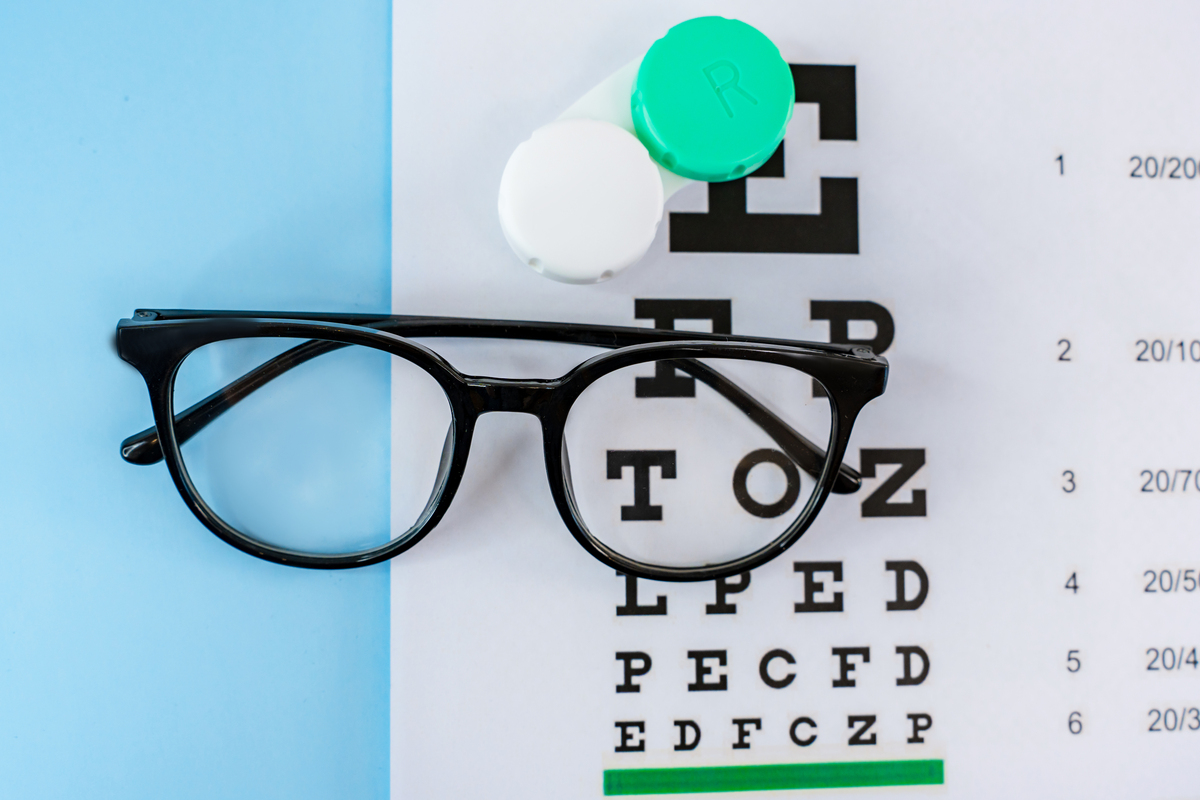 眼睛有散光 视力还能达到50吗