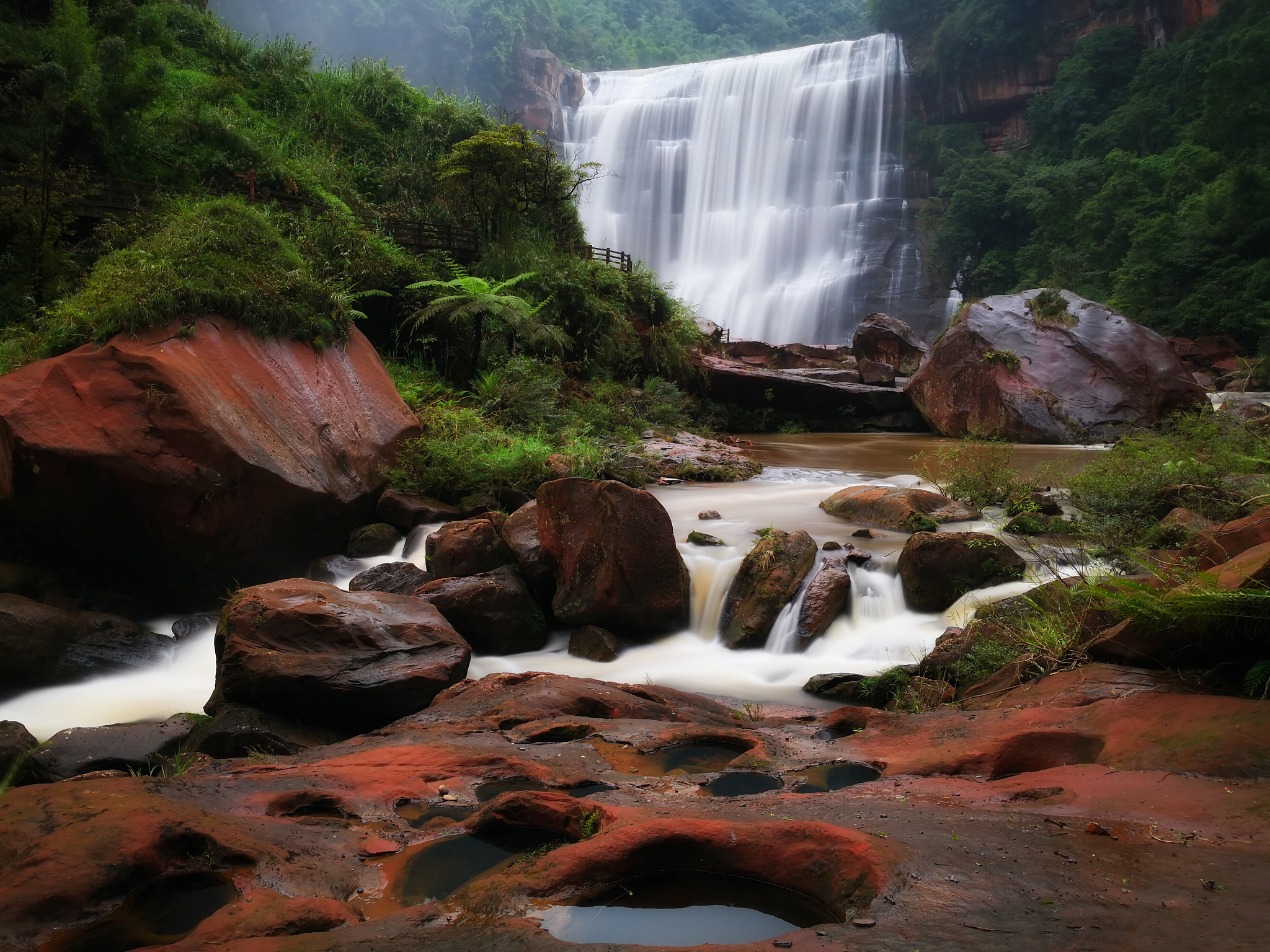 桂林旅游学院办学怎么样