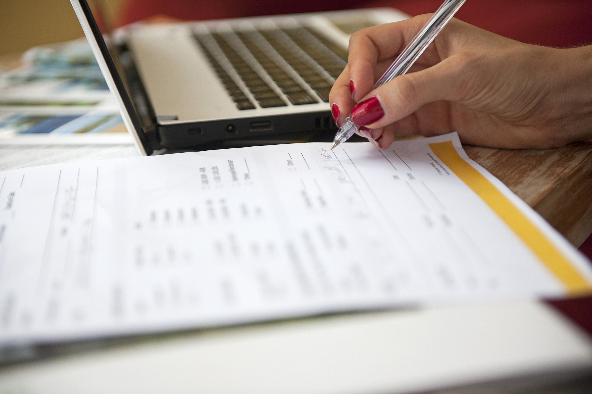 创业小项目 个人创业继续继续undefined您的提问过于频繁了请歇一会吧您的提问过于频繁了请歇一会吧继续undefined您的提问过于频繁了请歇一会吧您的提问过于频繁了请歇一会吧对于个人创业者来说可以考虑以下几个小项目：1独立笔记本维修：笔记本电脑维修是一个非常有市场潜力的行业。它不需要太多资金投入只要您有相关技能和知识就可以通过口碑传播扩大生意。2二手服装店：在城市中心开设一个二手服装店是一个