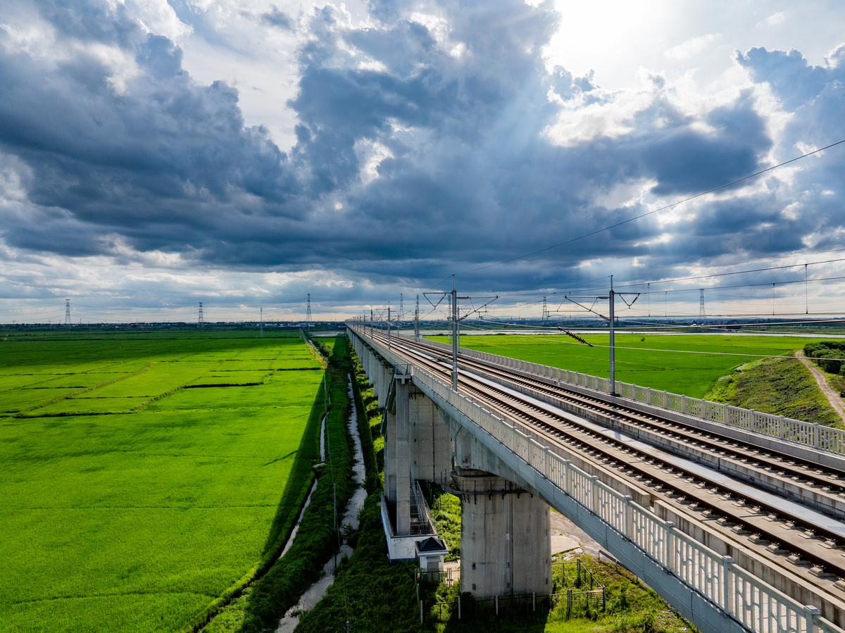 成都市初中生读铁路专业哪所学校好