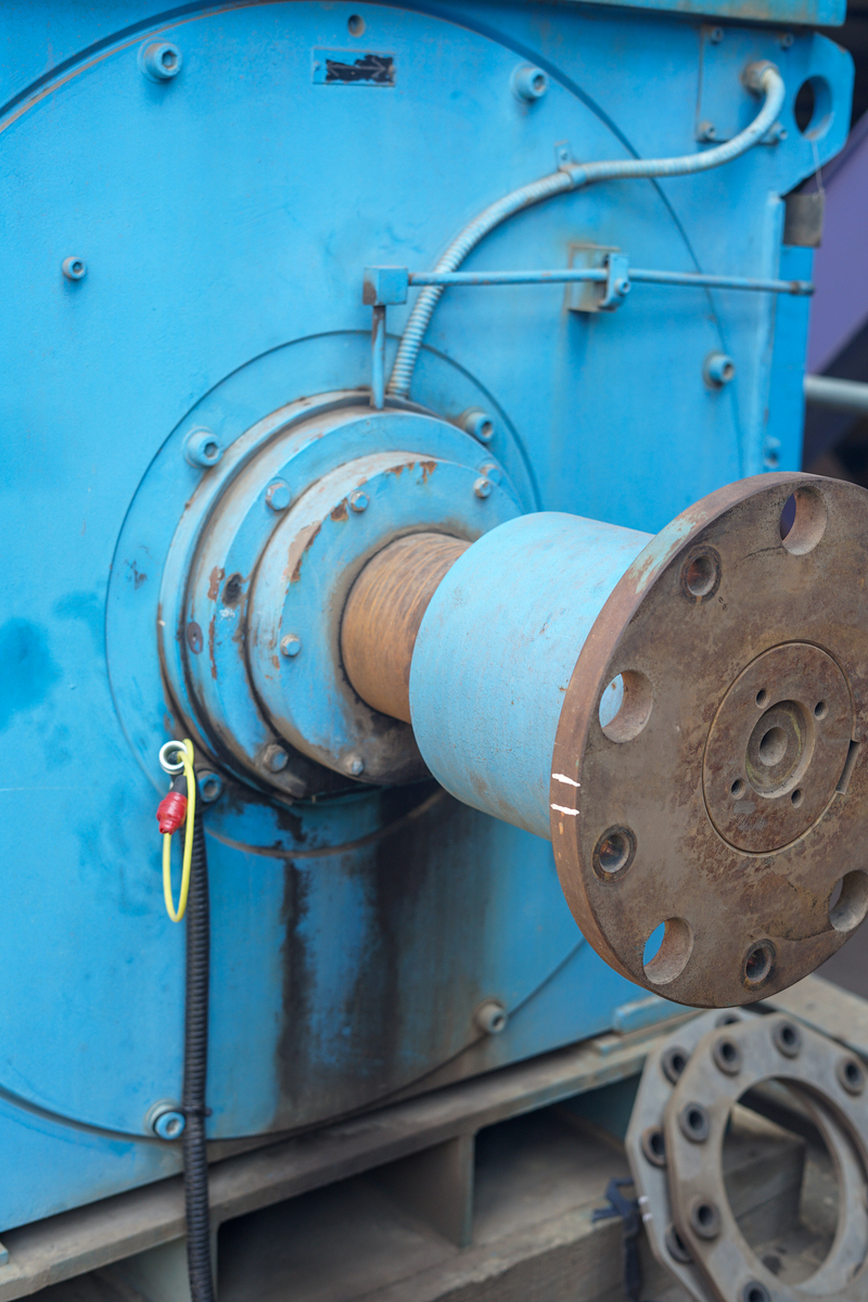 热轧送卷车行走减速器设计研究