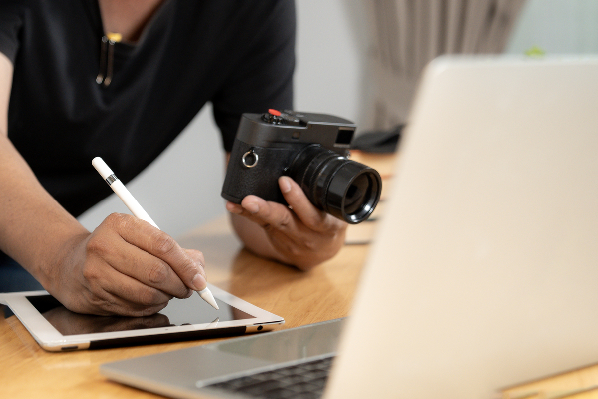 1200字关于摄影技术的好坏受哪些因素的影响？