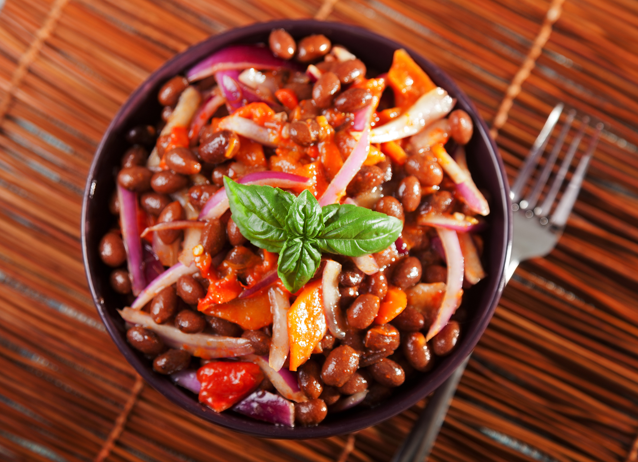 bean salad with peppers and onion