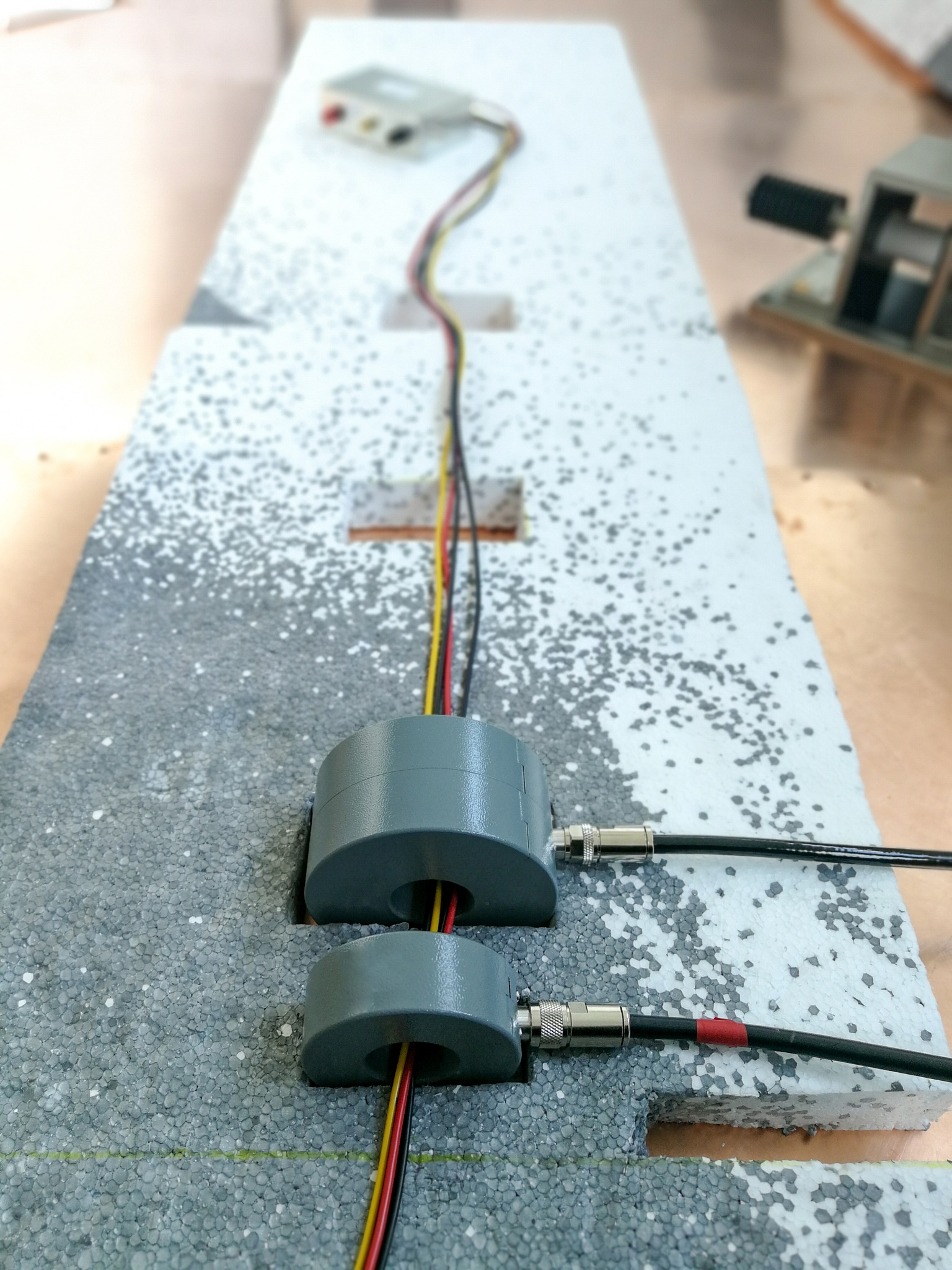 三级EMC参数详解：辐射、传导、抗辐射、抗传导 - 中国EMC标准