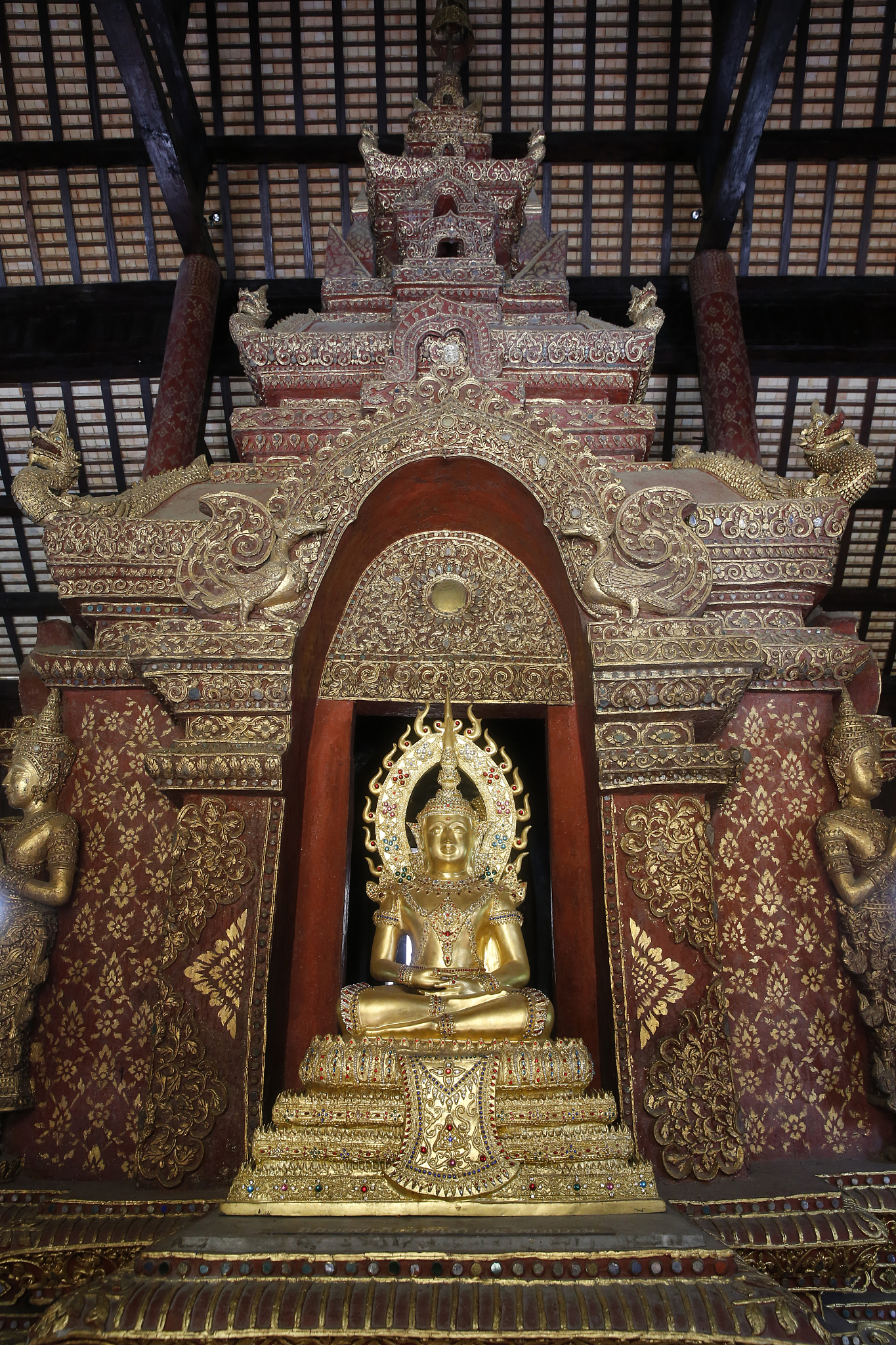 buddha statue in wat chedi luang, chiang mai. thailand.