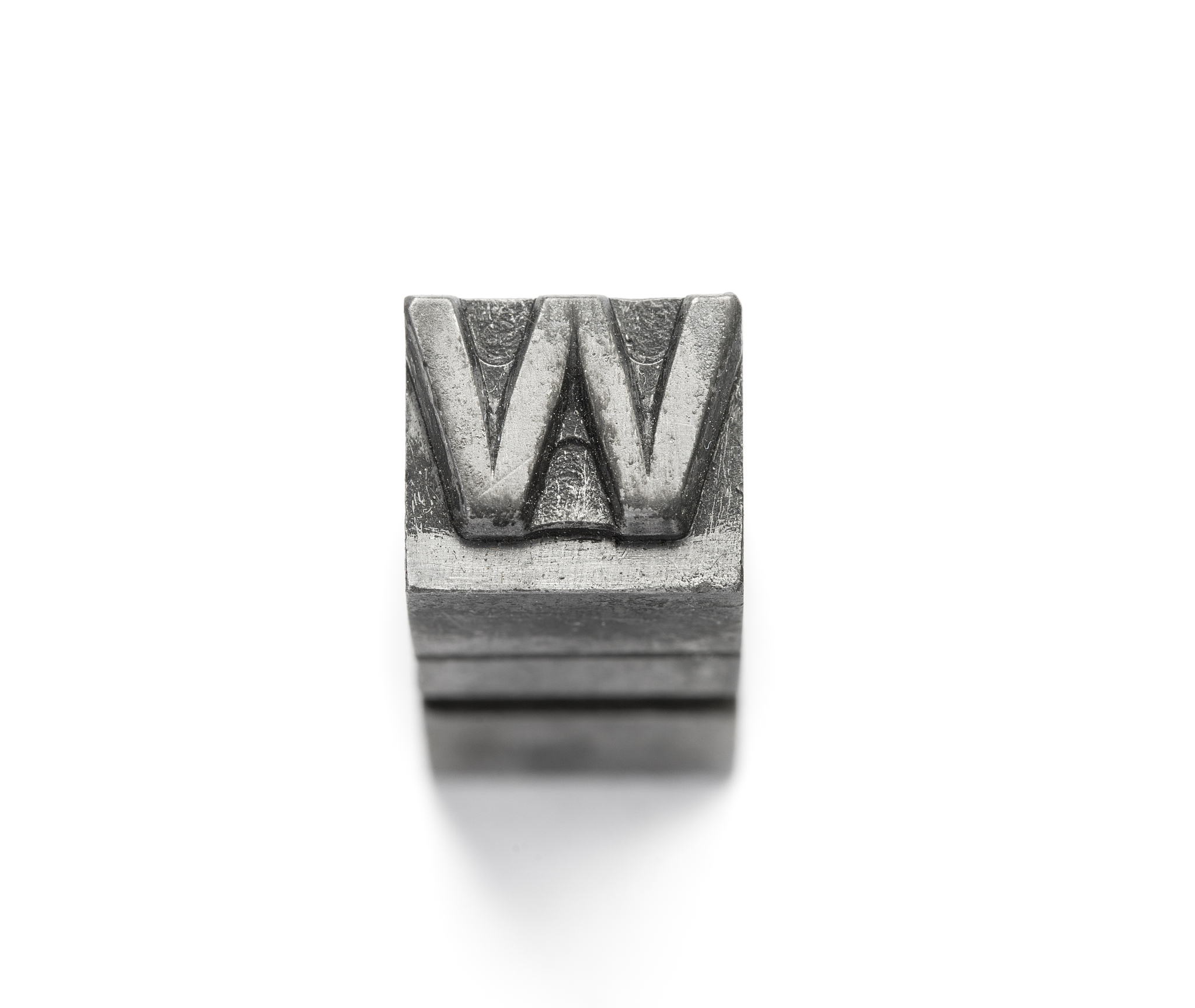 metal alphabet letter english a to <strong>z</strong>