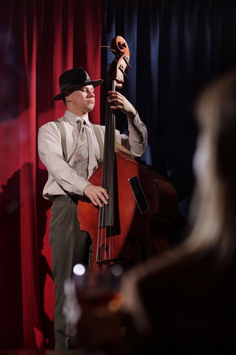 维塔利《恰空》: 小提琴家必学名曲，充满激情与活力