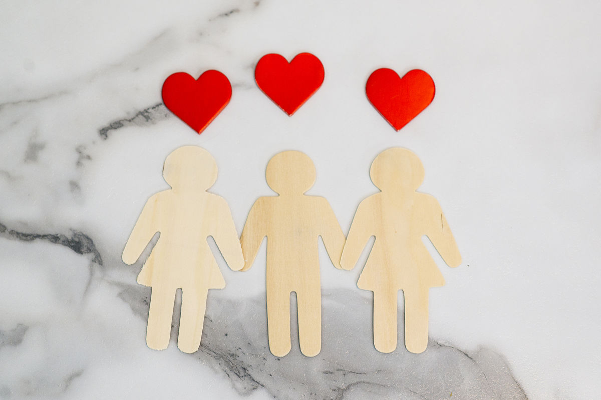 婚姻中的爱情会演变成亲情吗？ - 深入解读婚姻关系的演变