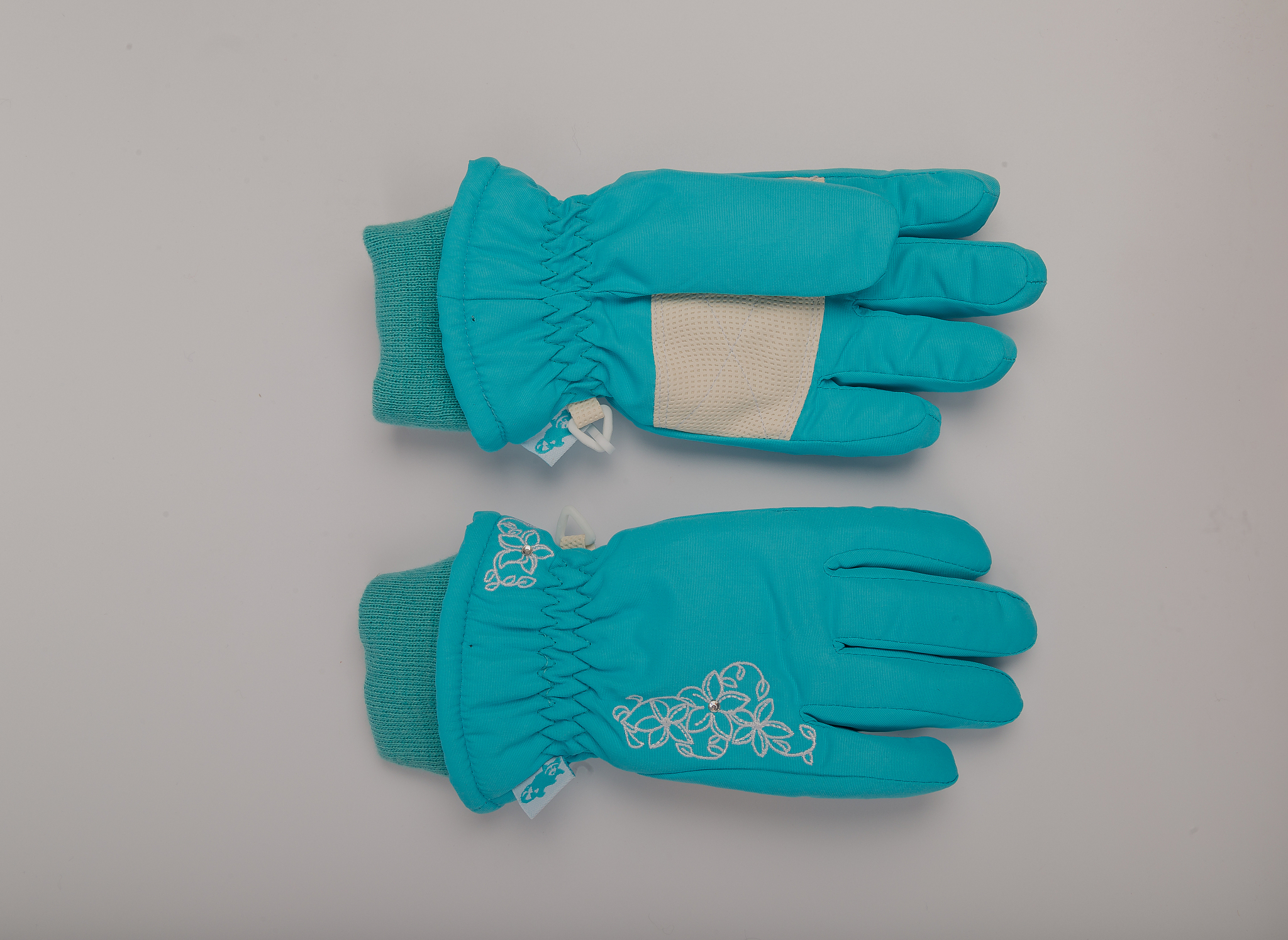 在哪些国家卖发热手套比较按目前的季节或者冬季发热保暖手套在哪些地区比较热销