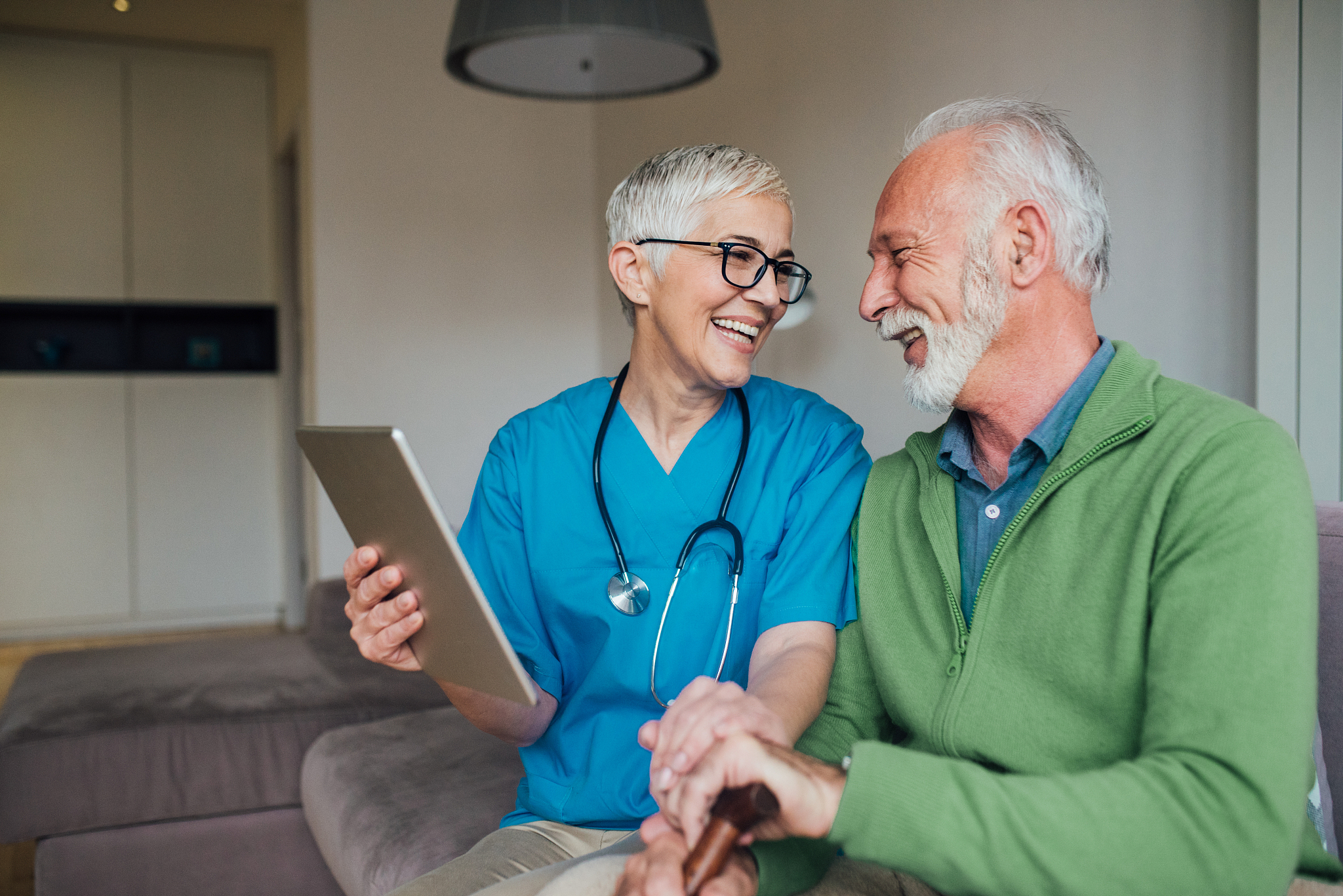 湖北现代科技学校护理专业就业前景分析：就业率高、机会多