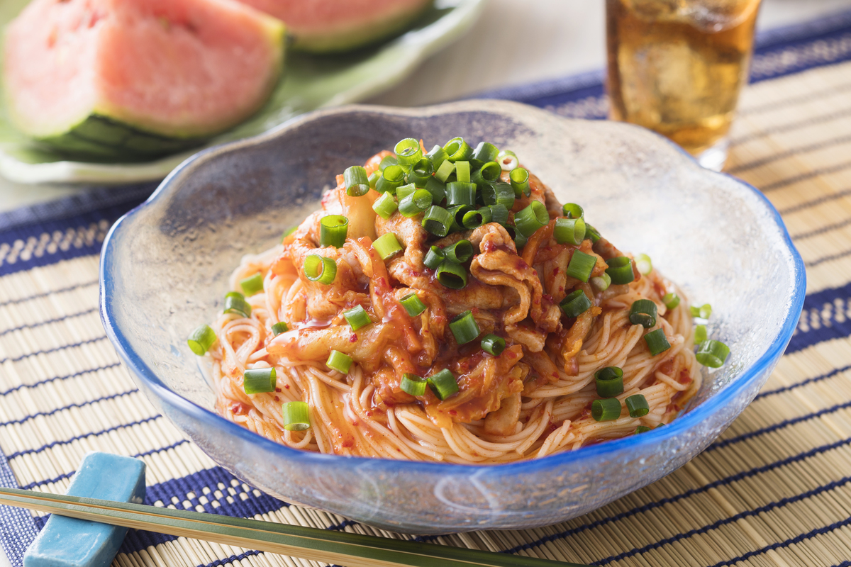 葱油拌面一人份油量指南：几勺才够味？