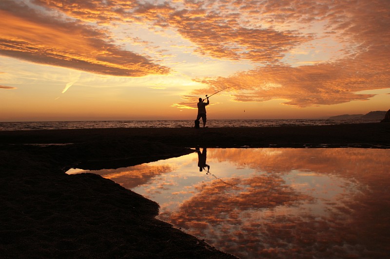 裸奔的夕阳：下一句是什么？