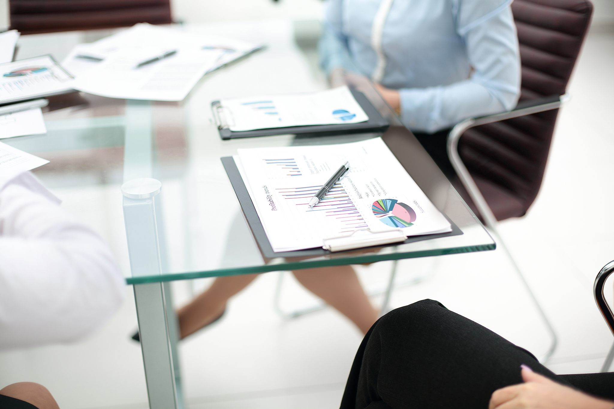 大学生创业计划书：打造以社交媒体为基础的电商平台