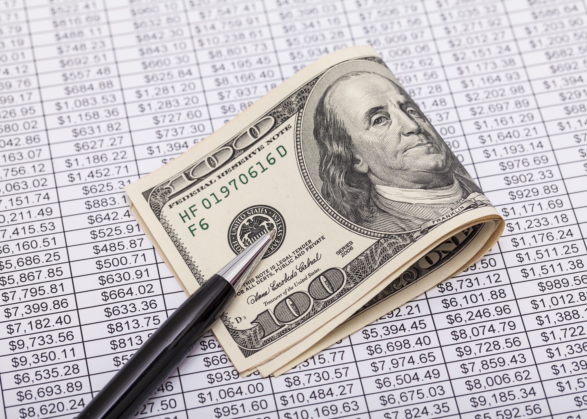 识别句子中的状语：有效提高电力企业财务效率的金融共享服务模式