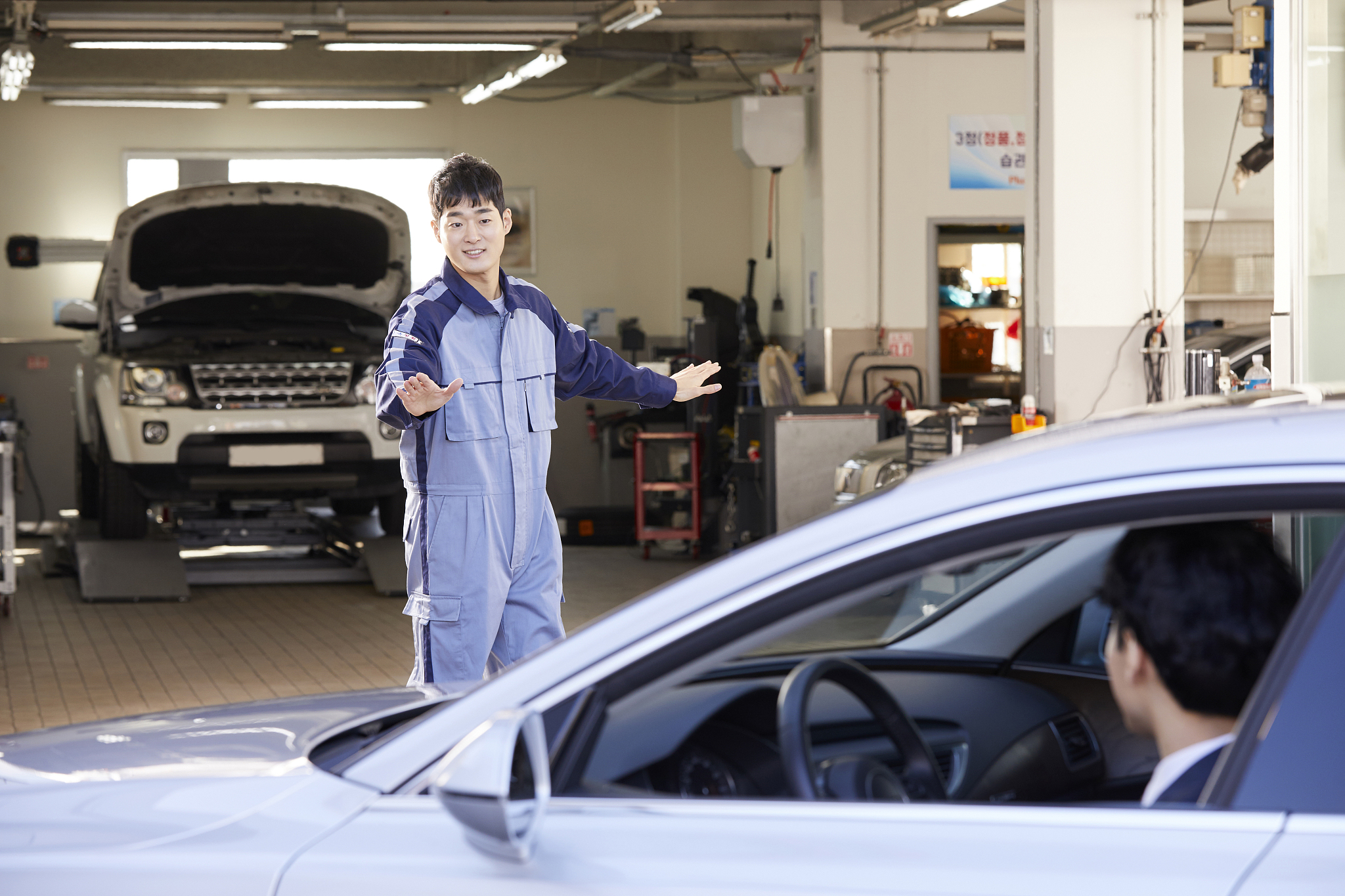 四川希望汽车职业学院汽车技术服务与营销专业2019年招生简介 - 就业前景广阔