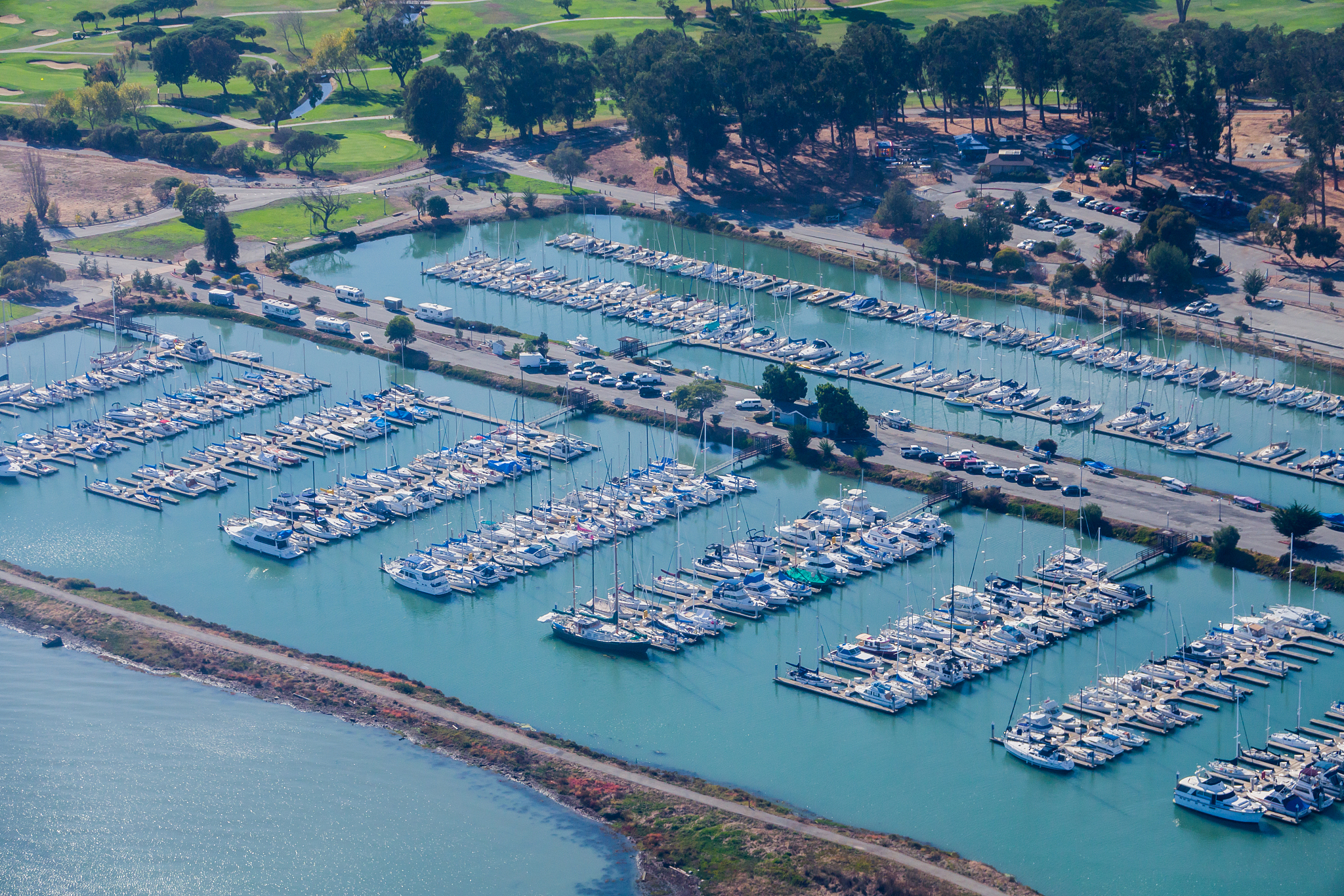 成都铁路学校：初中毕业生的就业利器