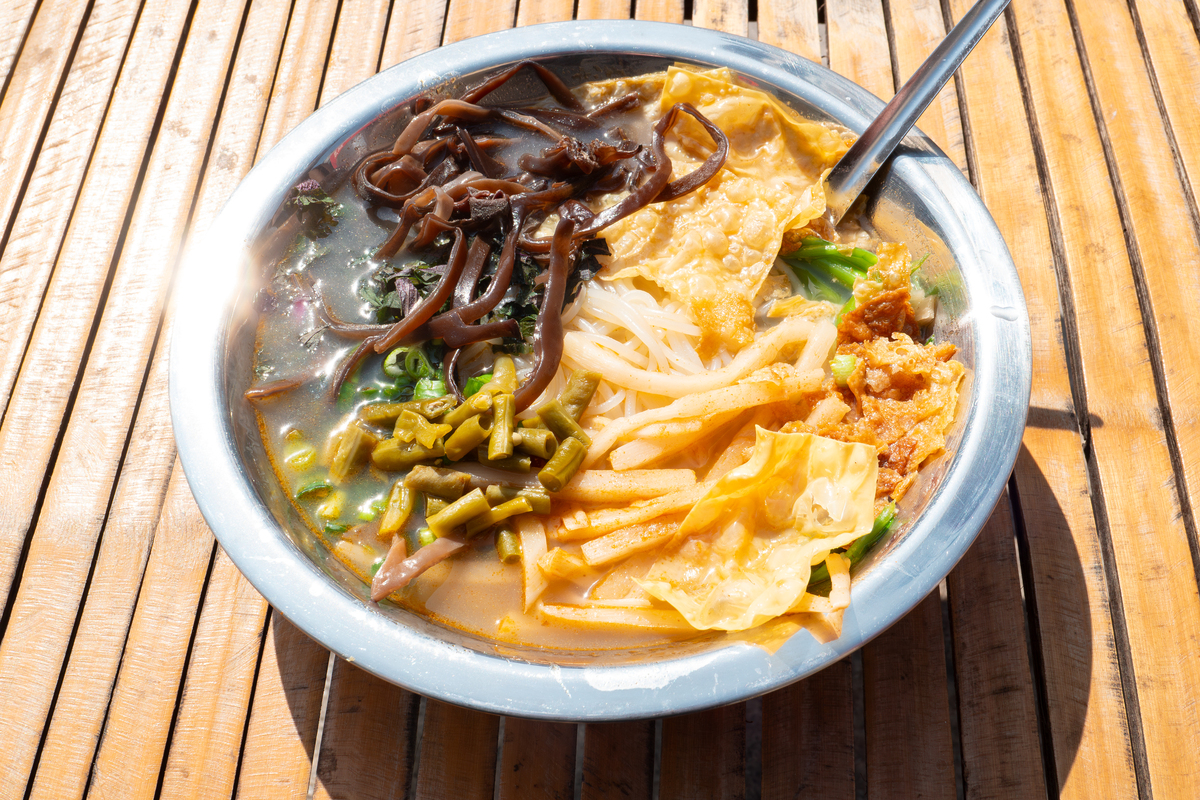 螺蛳粉当早餐？营养美味，活力满满！