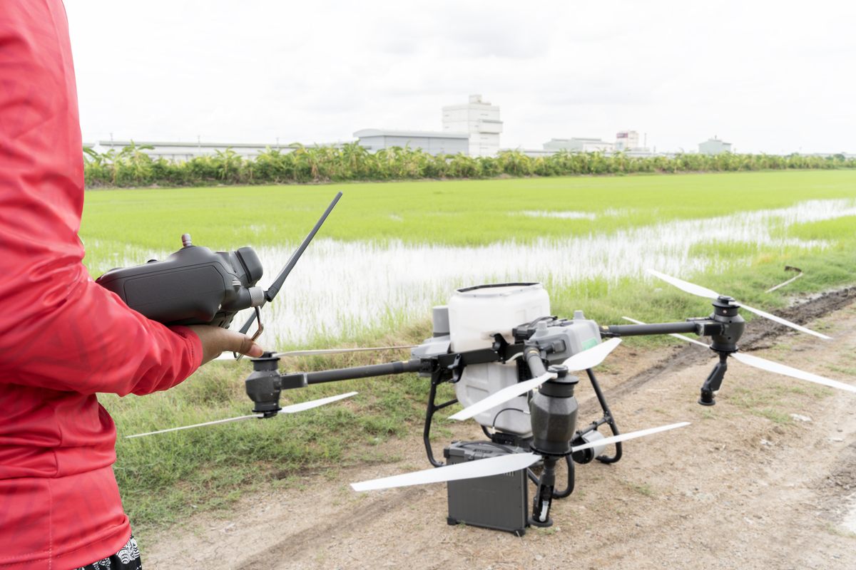 湖北航空技术学校无人机运用与操控专业怎么样？专业就业好不好？