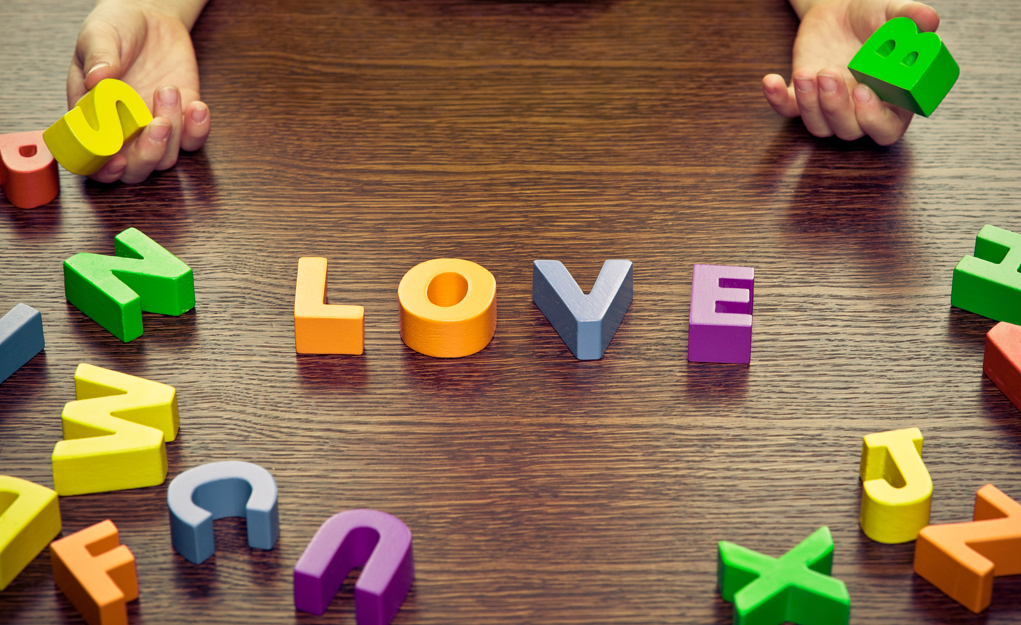 VJL能组成什么单词？