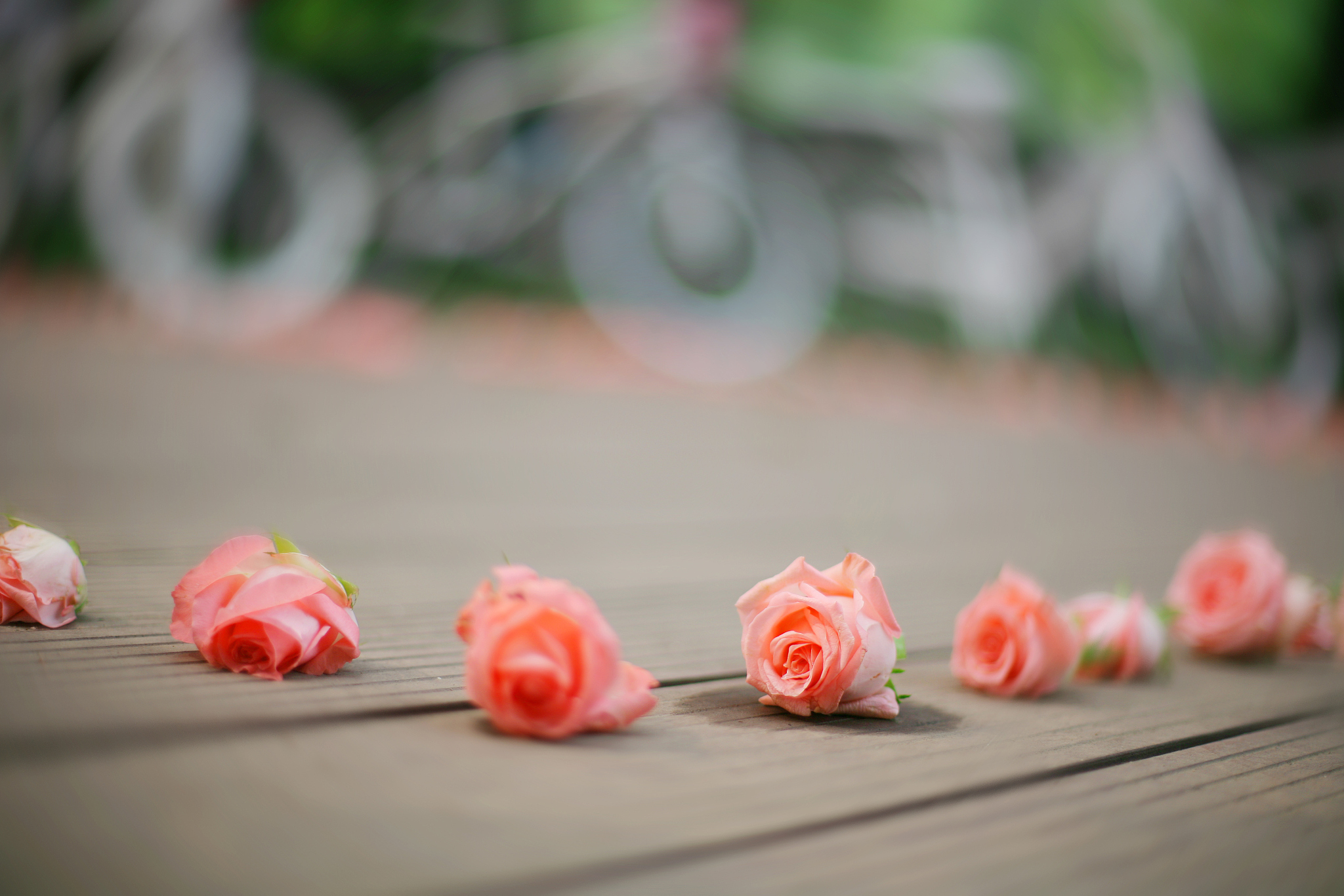 pink roses in wedding ceremony